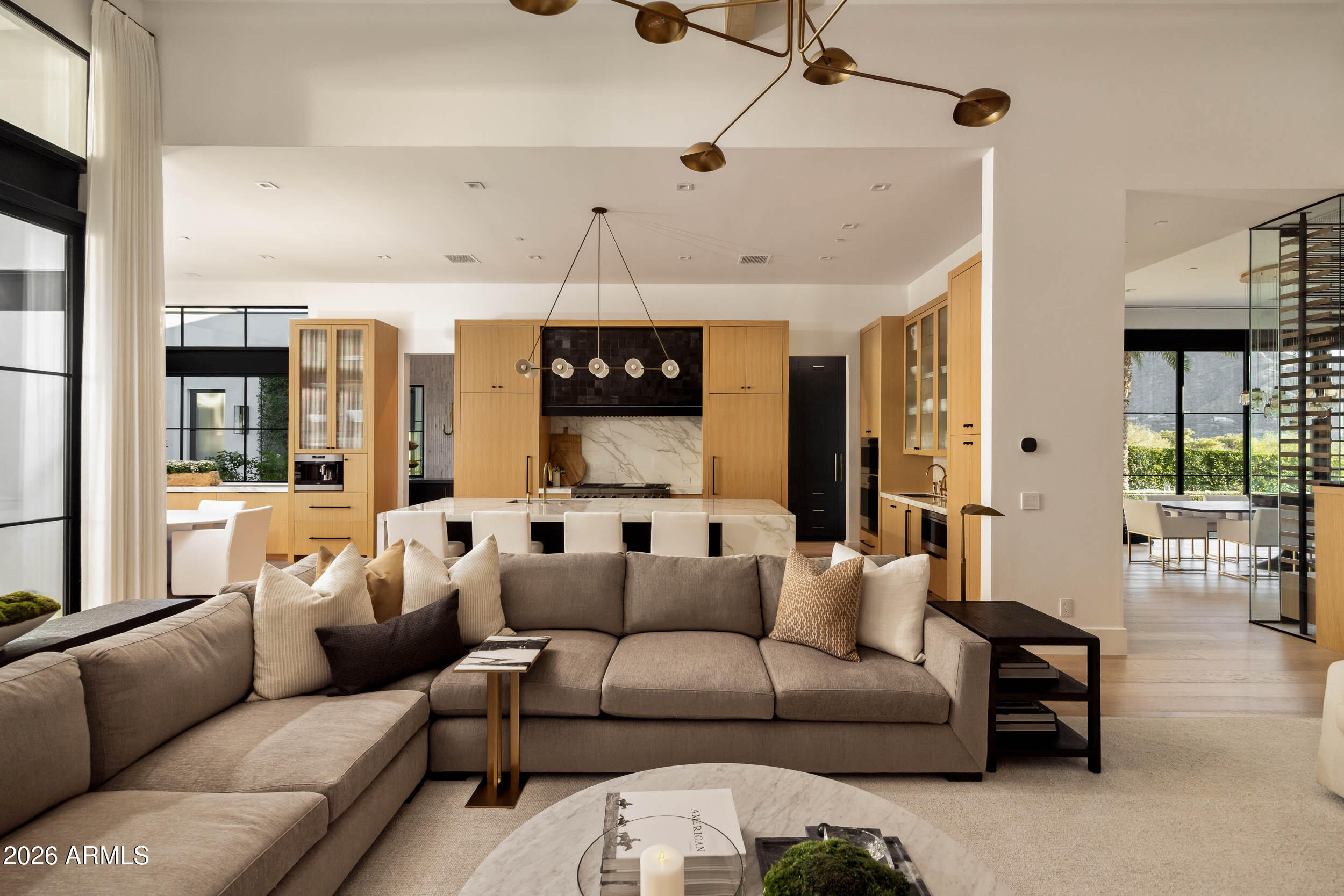 6800 N MUMMY MOUNTAIN Road