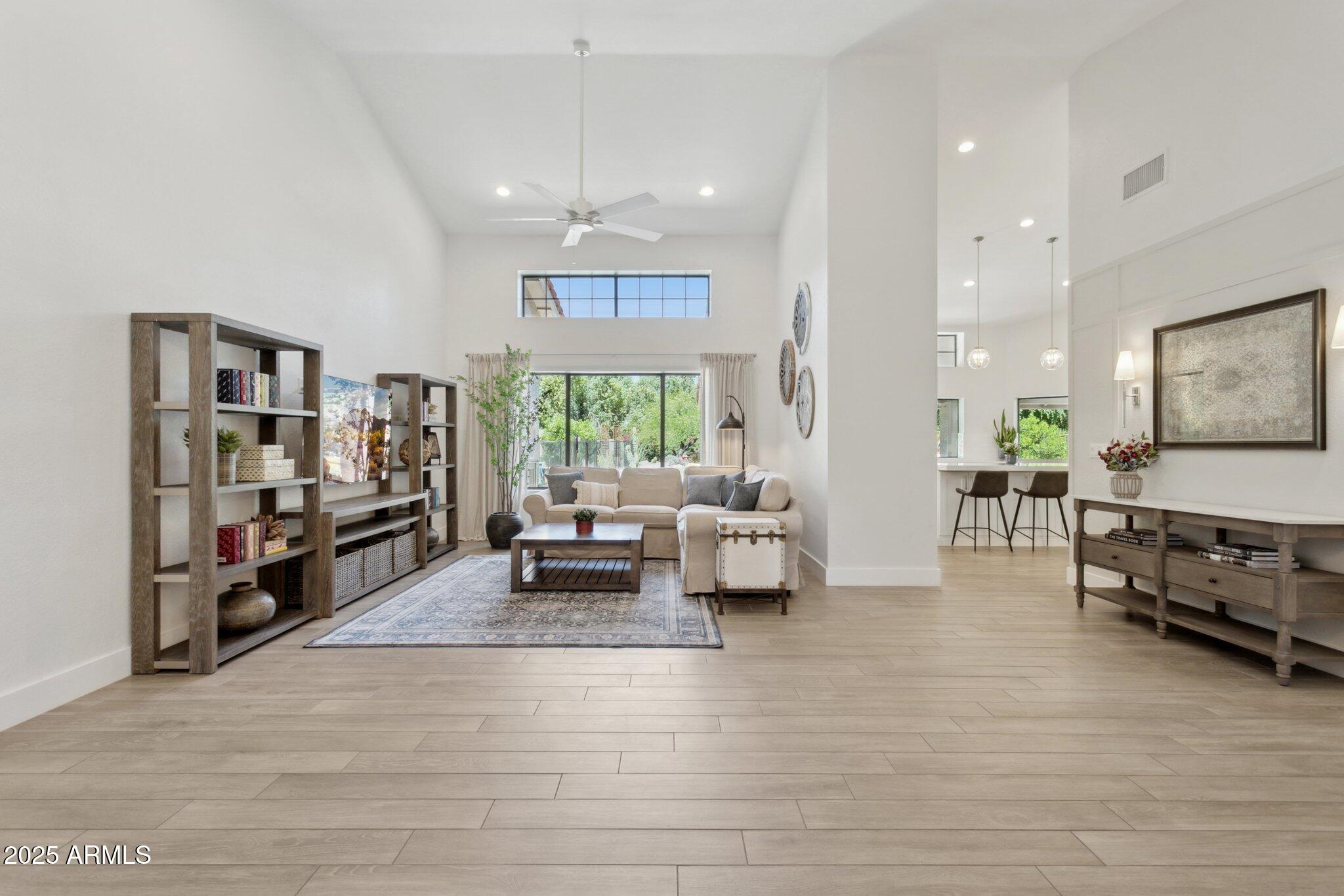 7508 E ASTER Drive