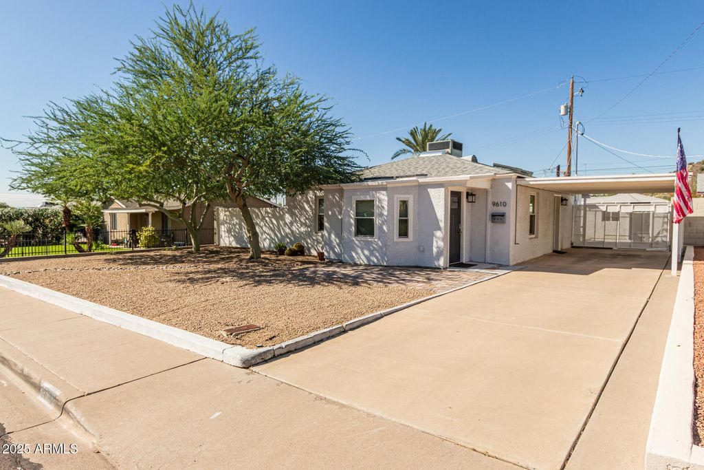 Photo of 9610 N 2nd Street, Phoenix, AZ 85020 (MLS # 6937430)