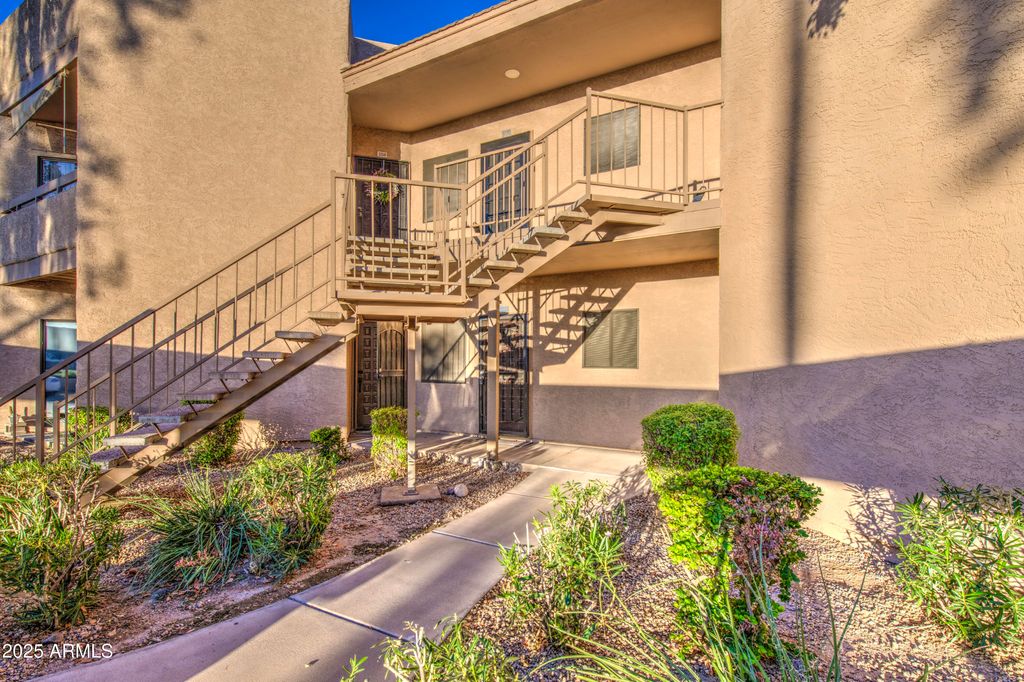 Photo of 1287 N Alma School Road #205, Chandler, AZ 85224 (MLS # 6924038)