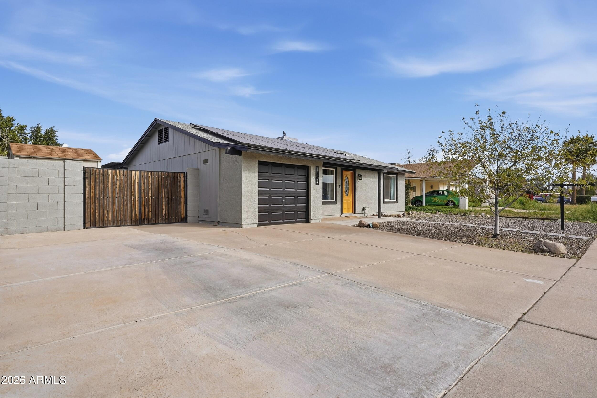 1504 W Marlboro Drive