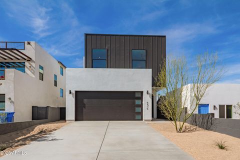 4514 N 8TH Place Phoenix AZ 85014