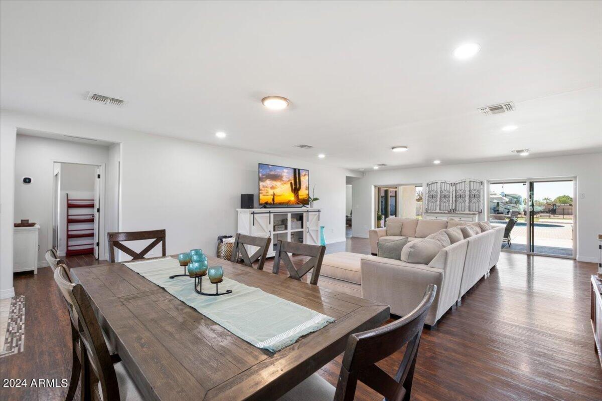9021 W WILLIAMS Road