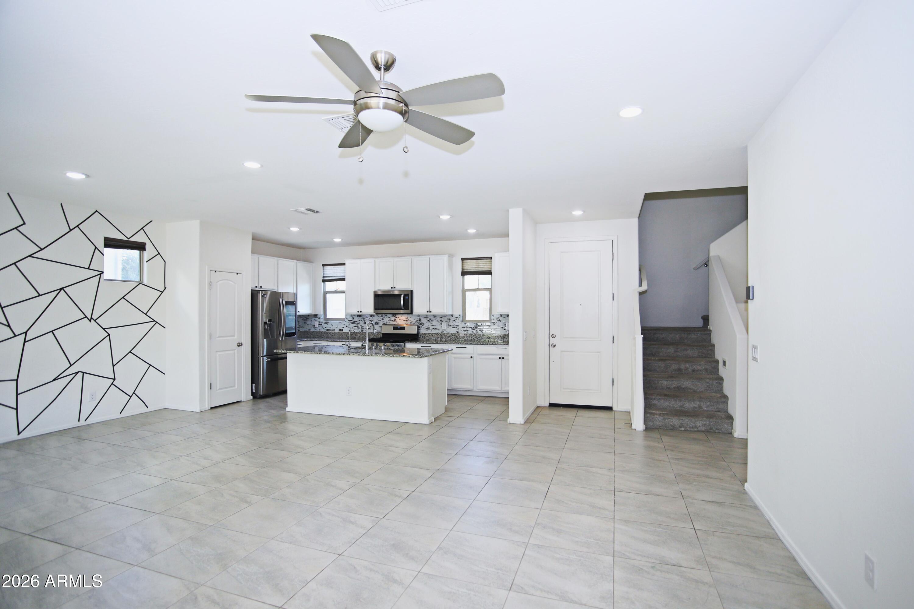 36 E CONSTITUTION Drive