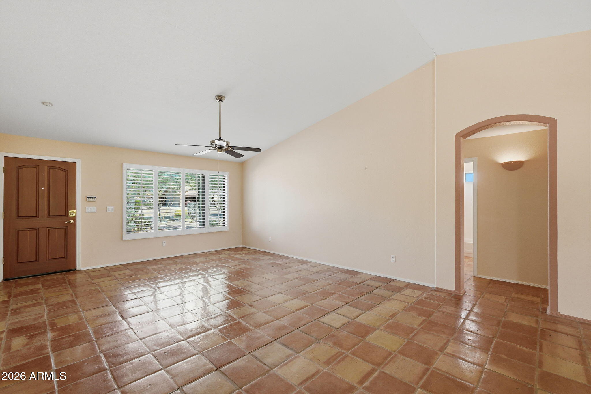 125 E BLUE EAGLE Lane