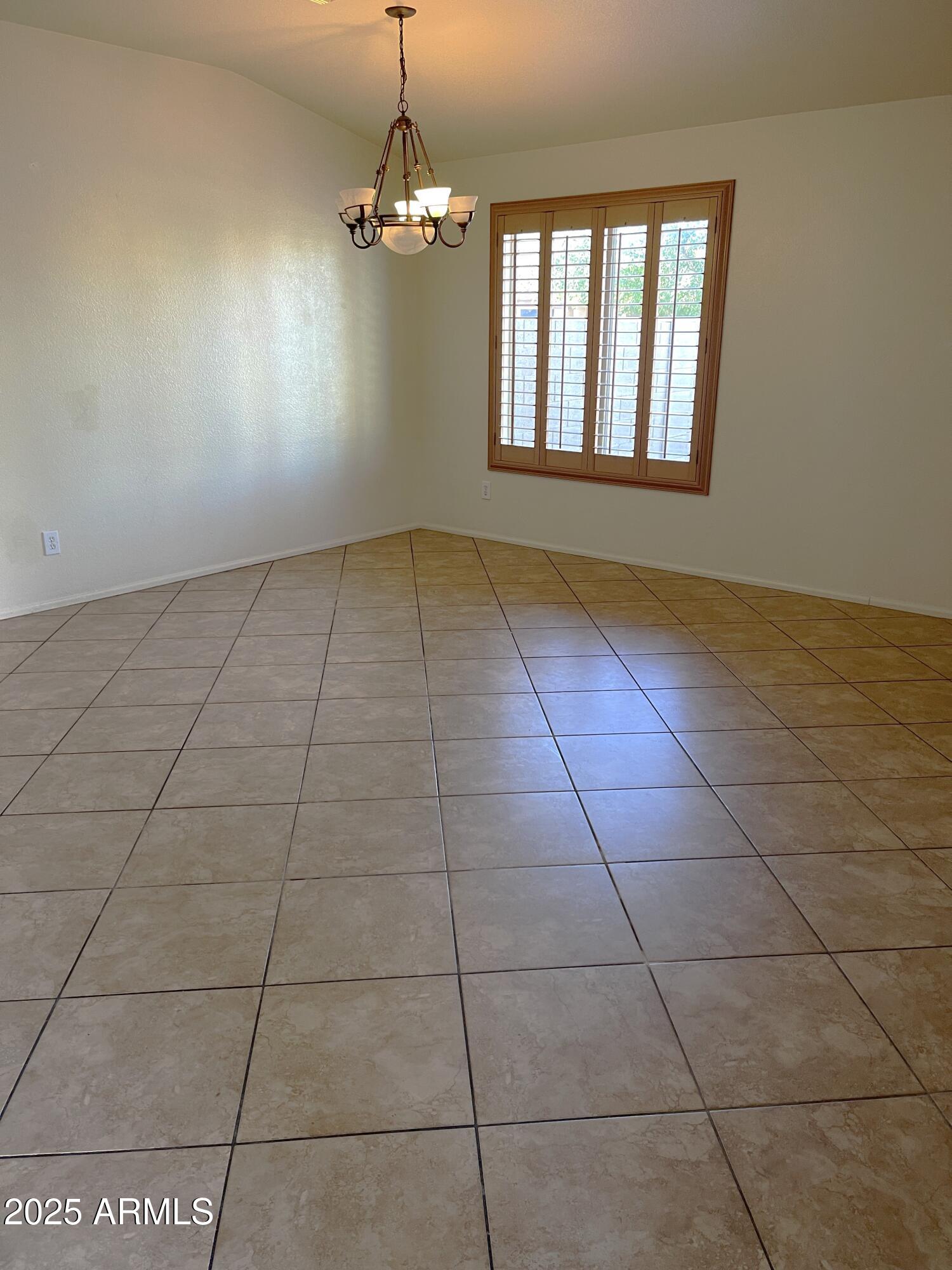 29062 N MOUNTAIN VIEW Road