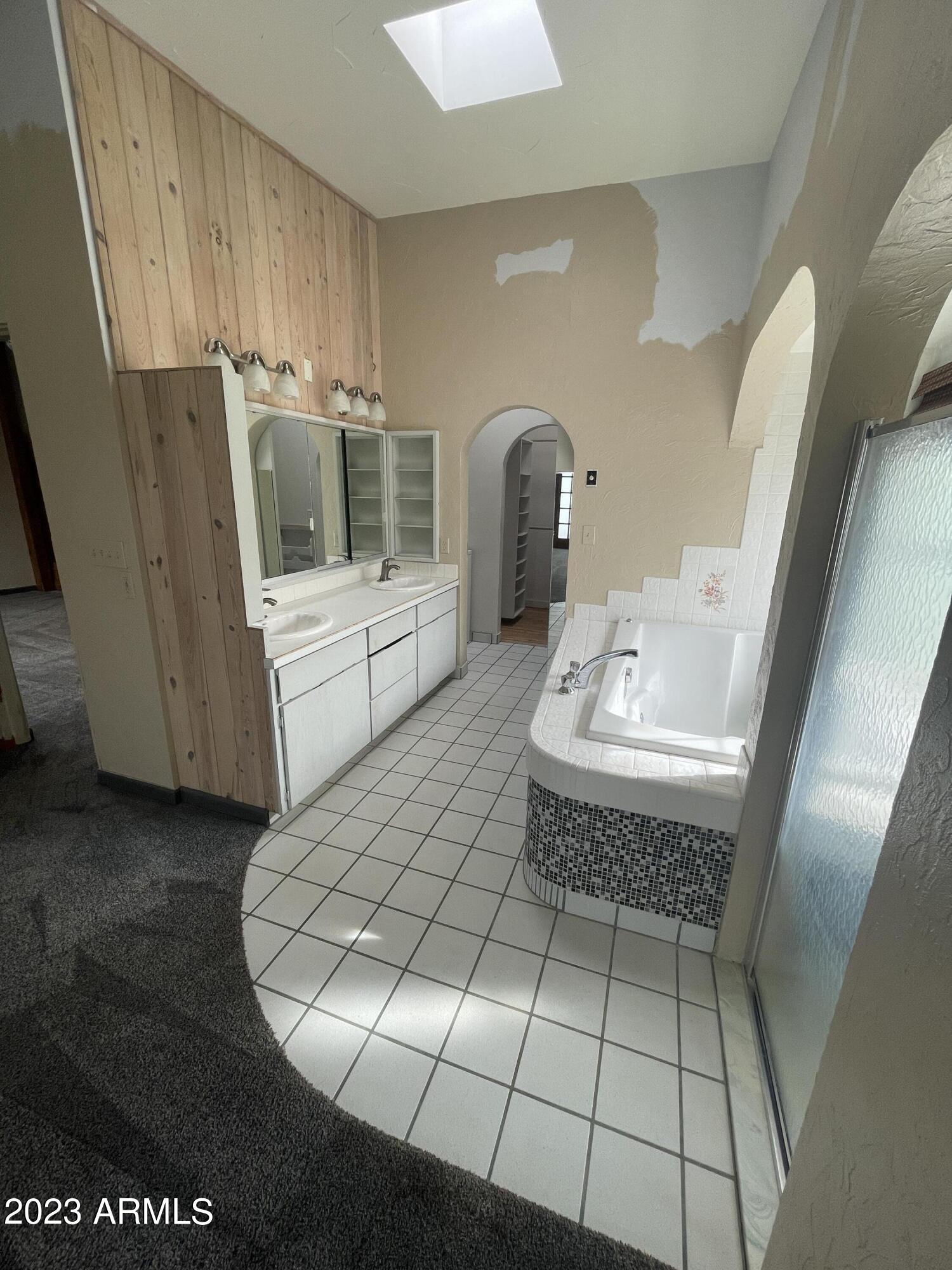MIRACLE VALLEY 1 - Residential
