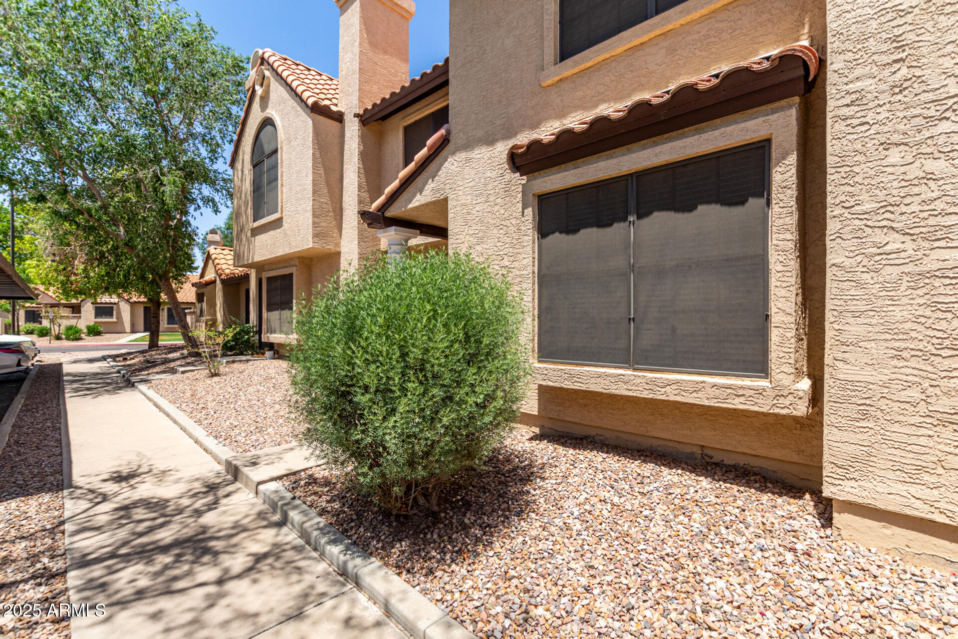 921 W UNIVERSITY Drive 1232