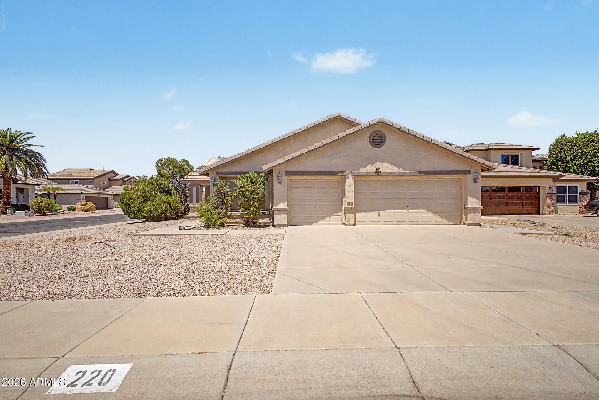 220 E GAIL Court