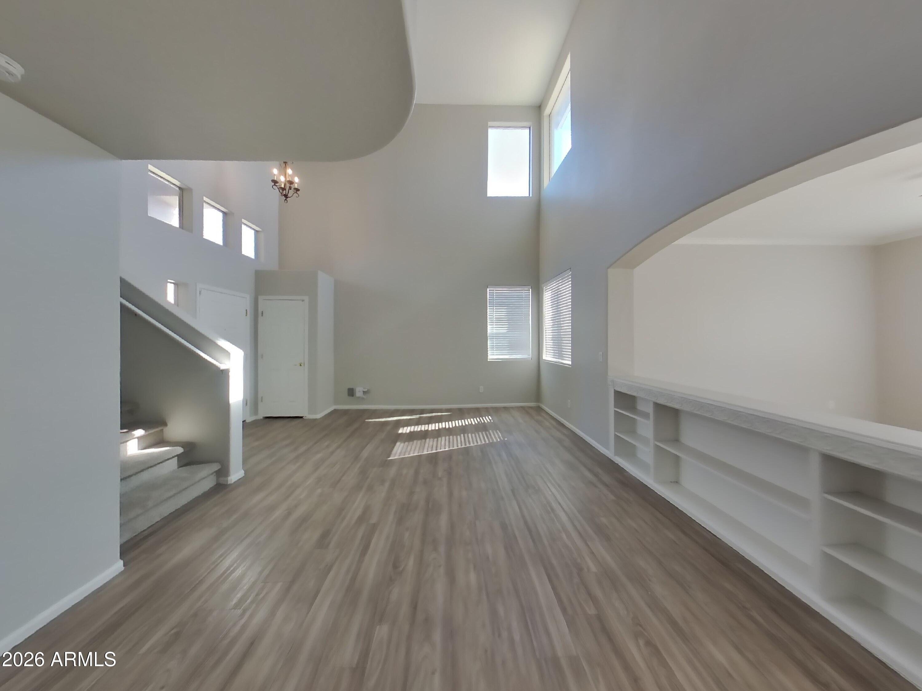 3227 W WHITE CANYON Road