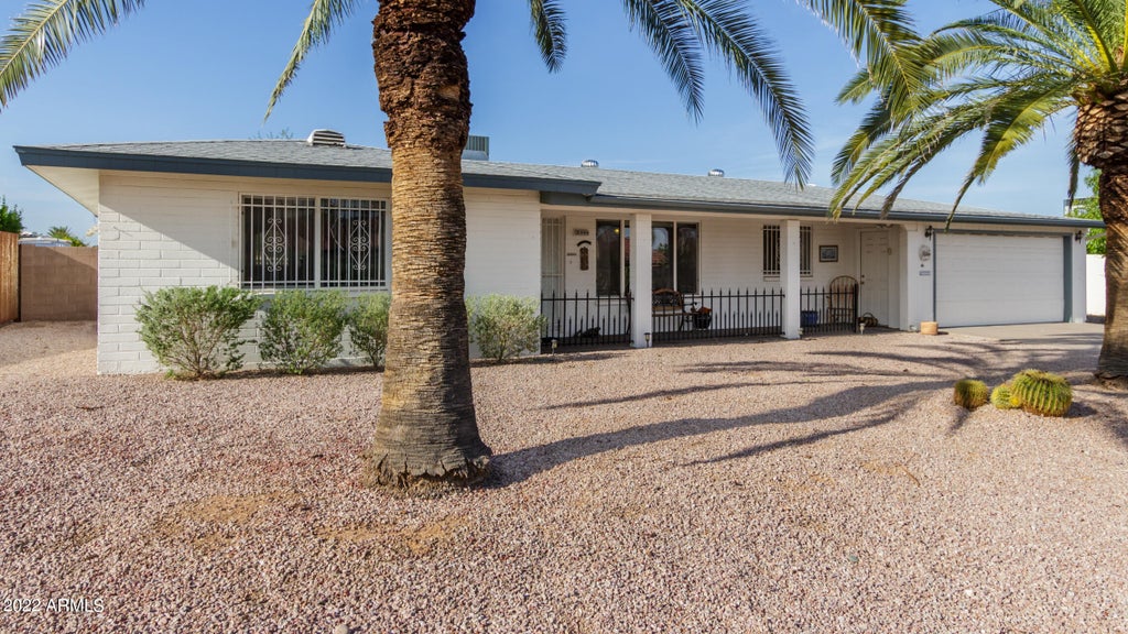 Photo of 5853 E Adobe Road, Mesa, AZ 85205 (MLS # 7096059)