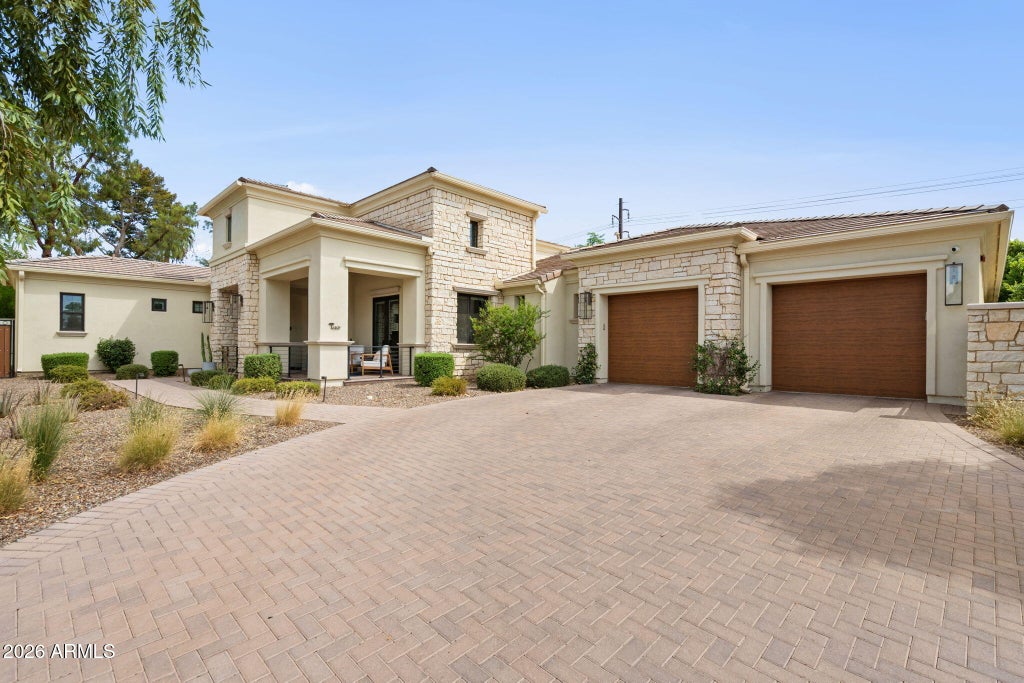 Photo of 3405 N 39th Place, Phoenix, AZ 85018 (MLS # 7094579)