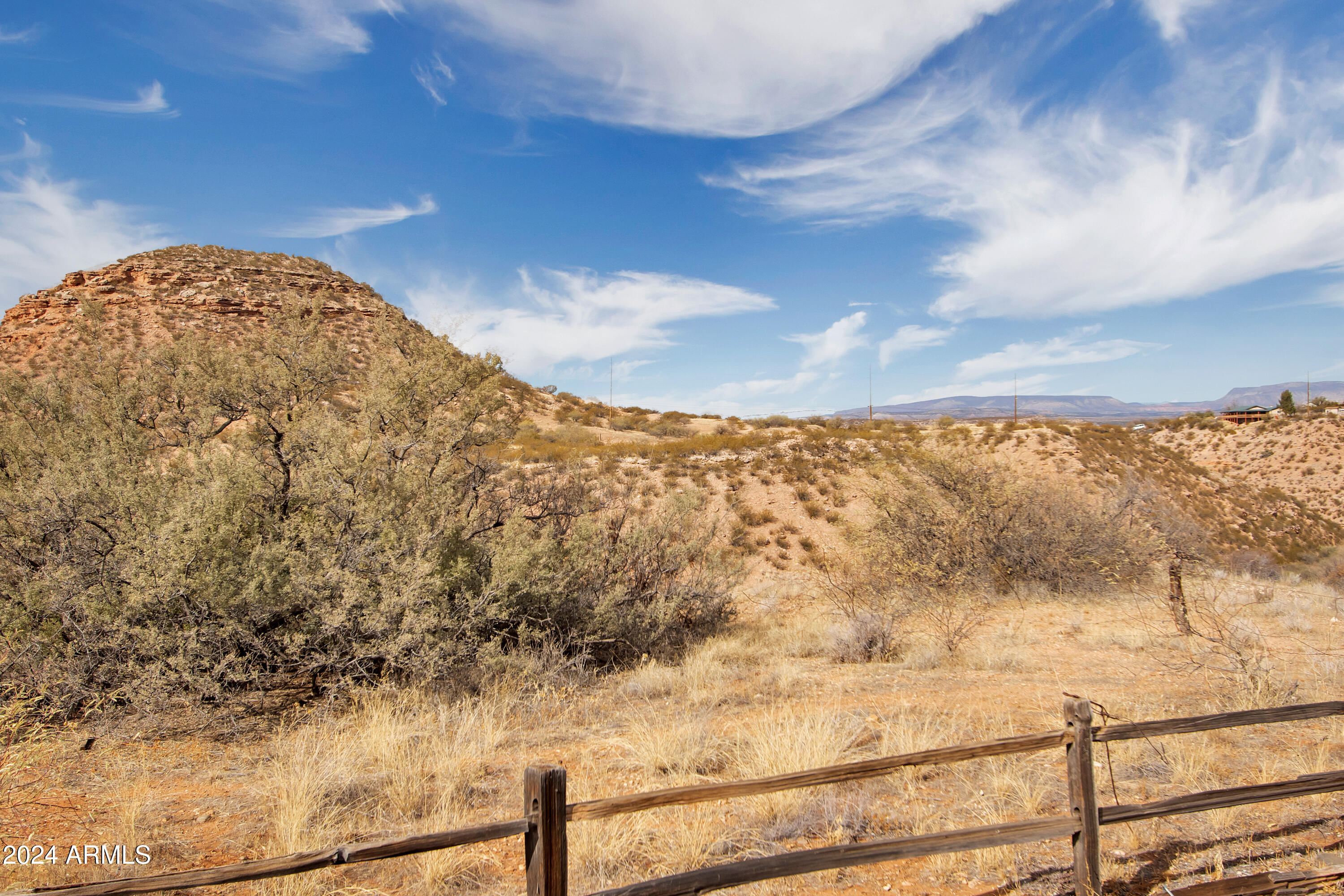 OAK CREEK ESTATES - Land