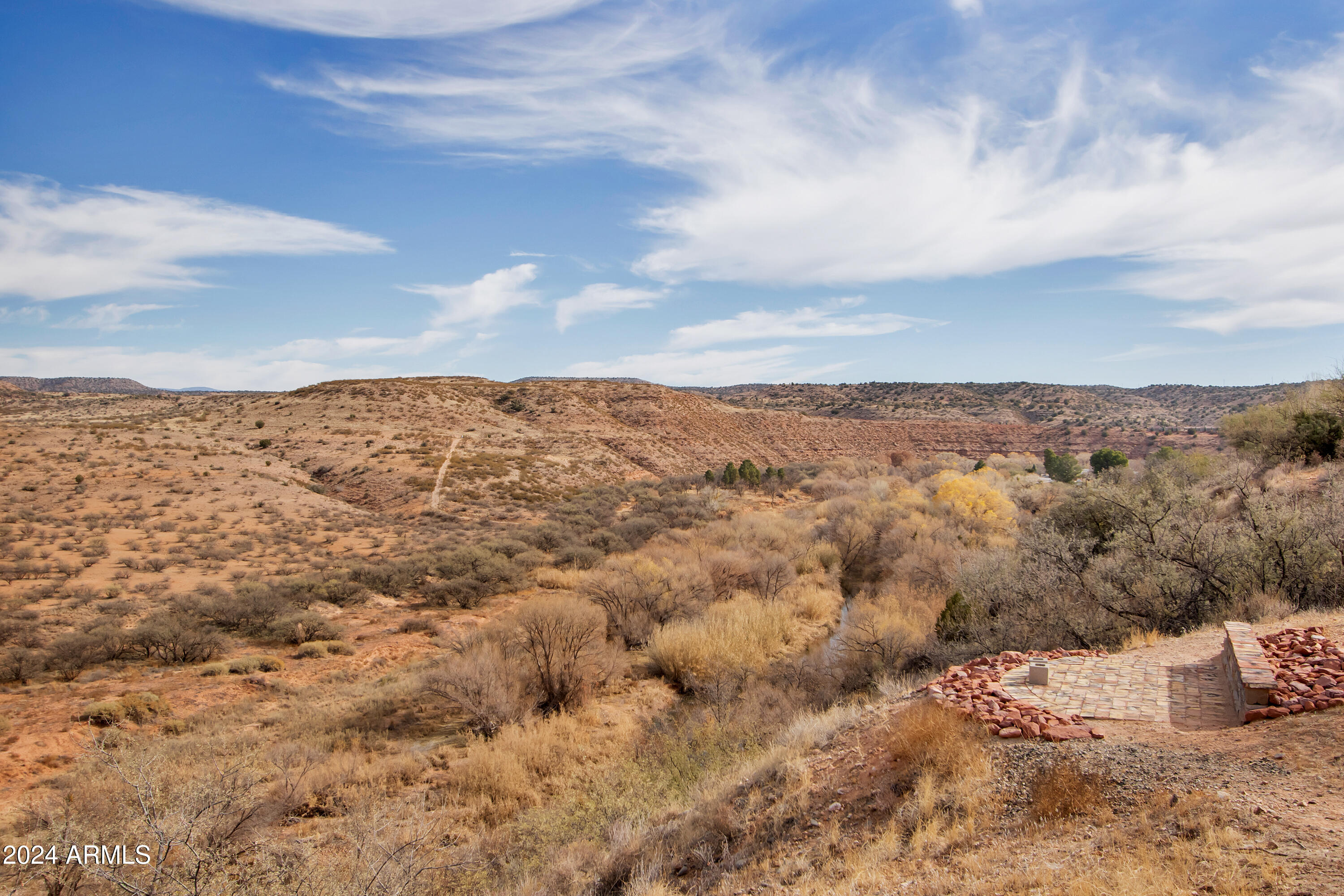 OAK CREEK ESTATES - Land