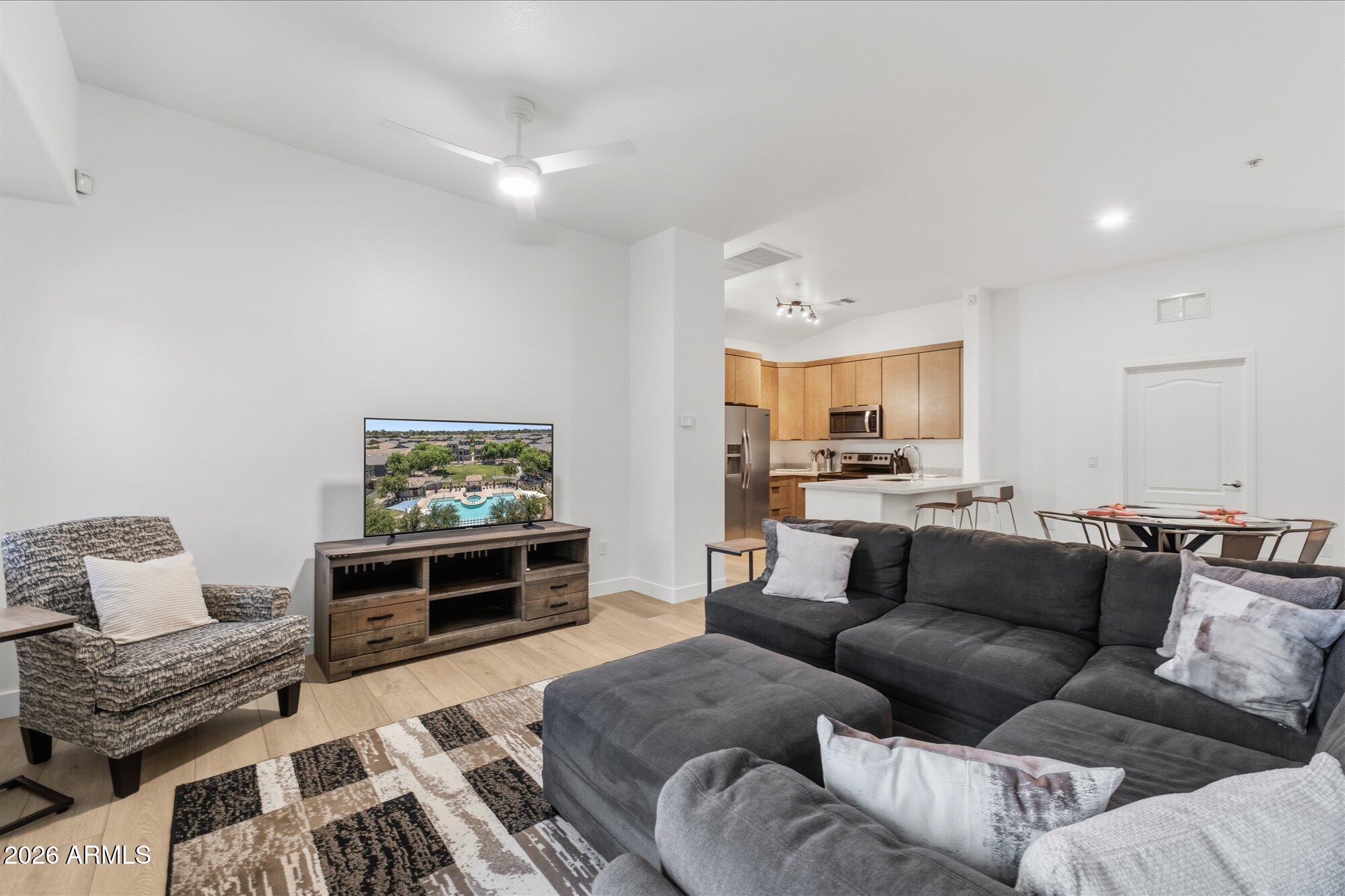 2401 E Rio Salado Parkway 1031