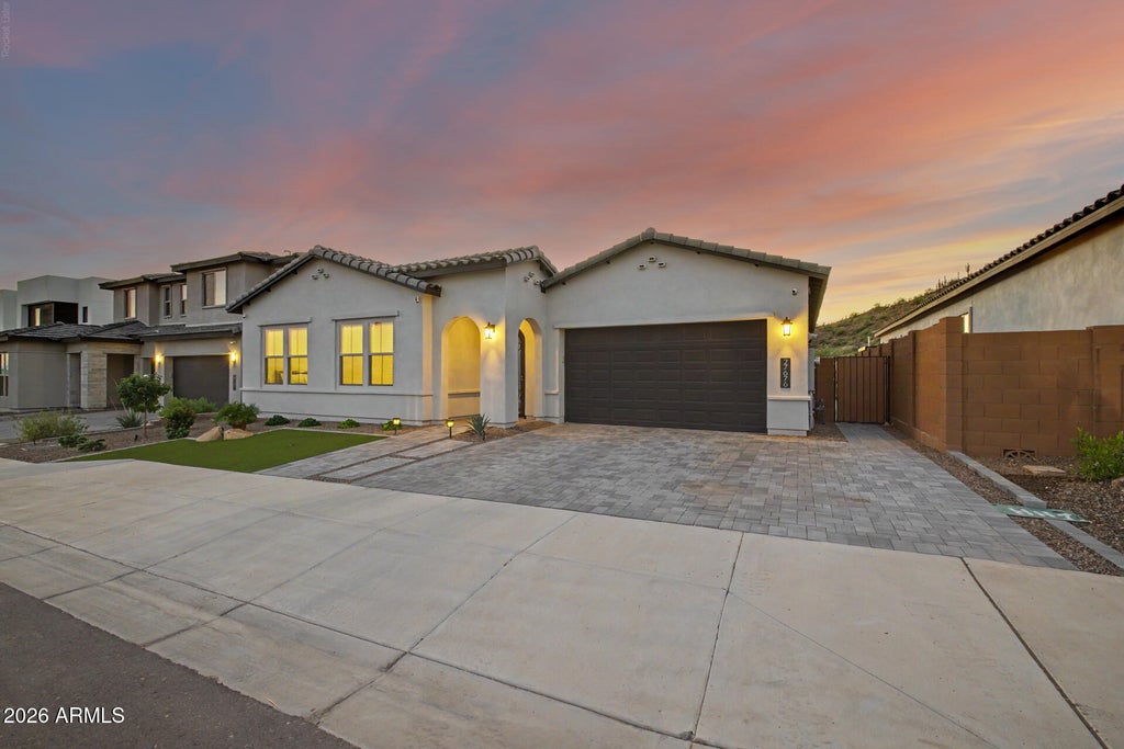 Photo of 27676 N 74th Lane, Peoria, AZ 85383 (MLS # 7090301)