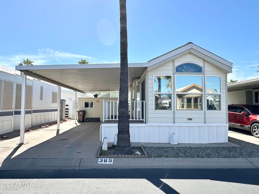 Photo of 365 S Gypsum Drive, Apache Junction, AZ 85119 (MLS # 6948443)