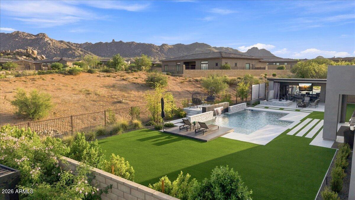 13105 E JUAN TABO Road