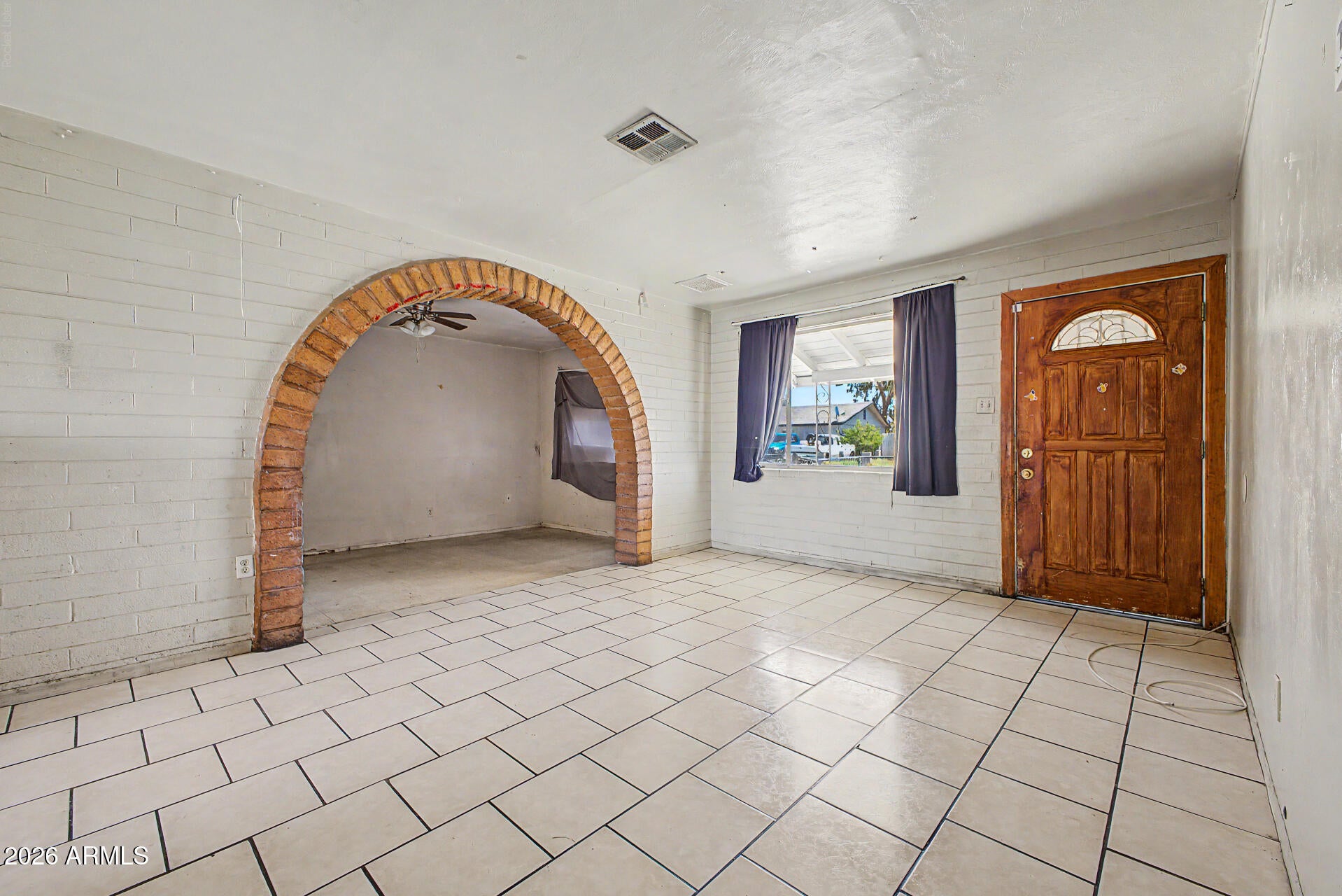 5828 N 63RD Drive