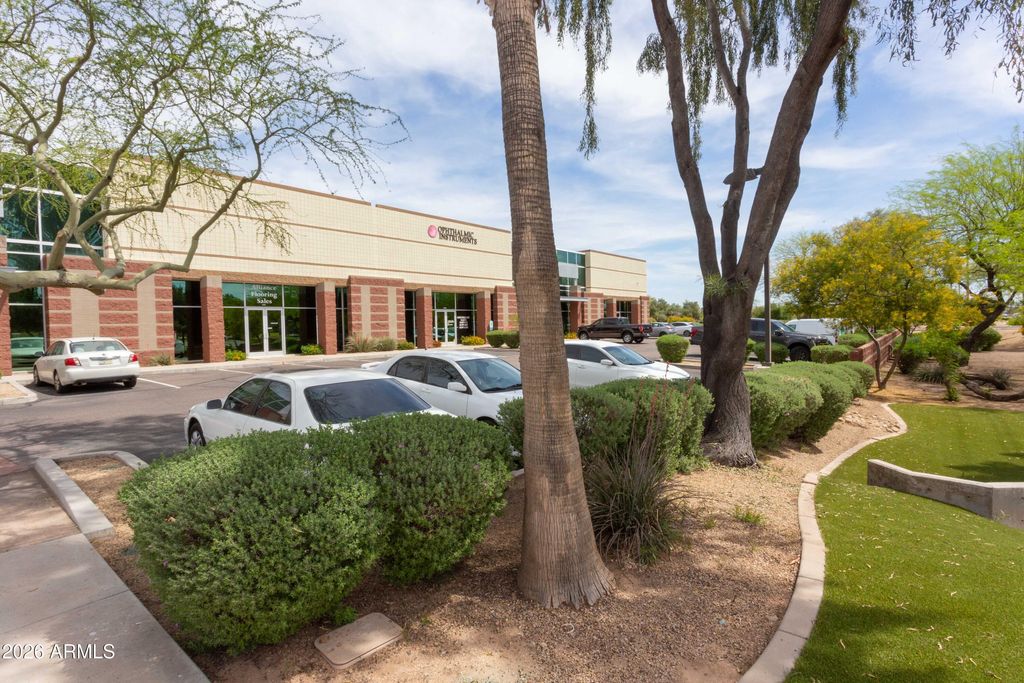 Photo of 1940 W Elliot Road #B105, Gilbert, AZ 85233 (MLS # 7031401)