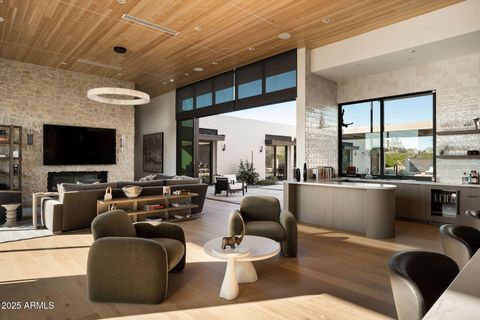 7034 E PARADISE Drive Scottsdale AZ 85254