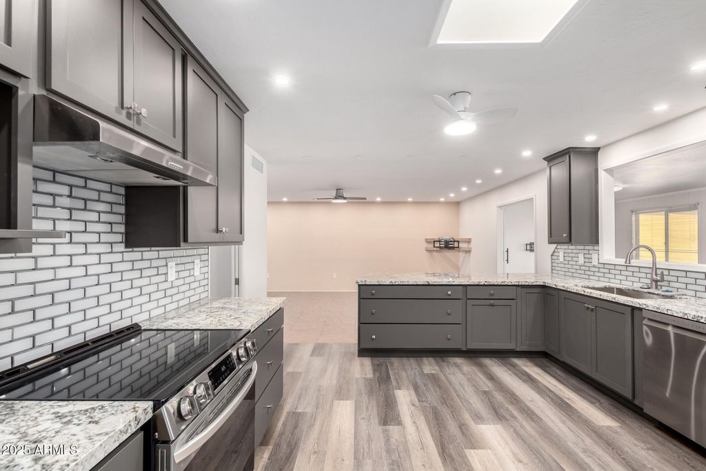 Photo of 9530 W Cedar Hill Circle N #SOUTH, Sun City, AZ 85351 (MLS # 6959834)