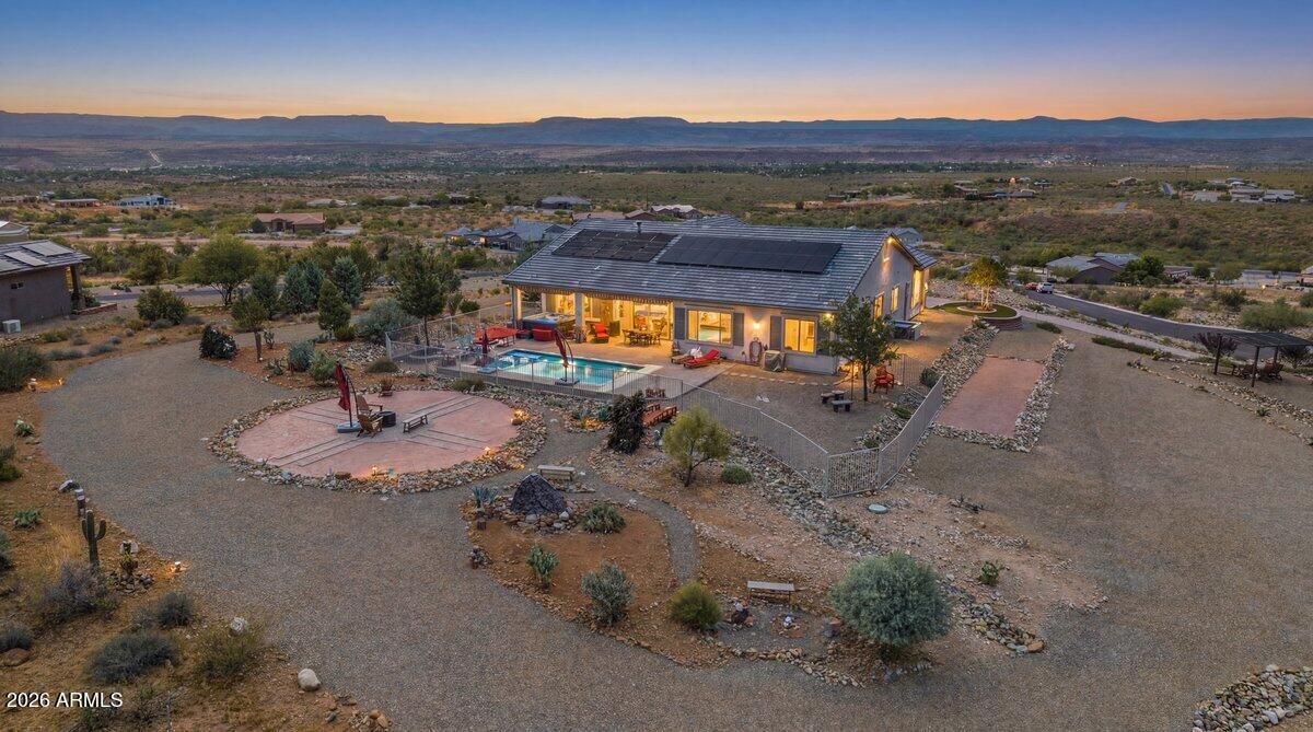 1220 E PARTRIDGE Court