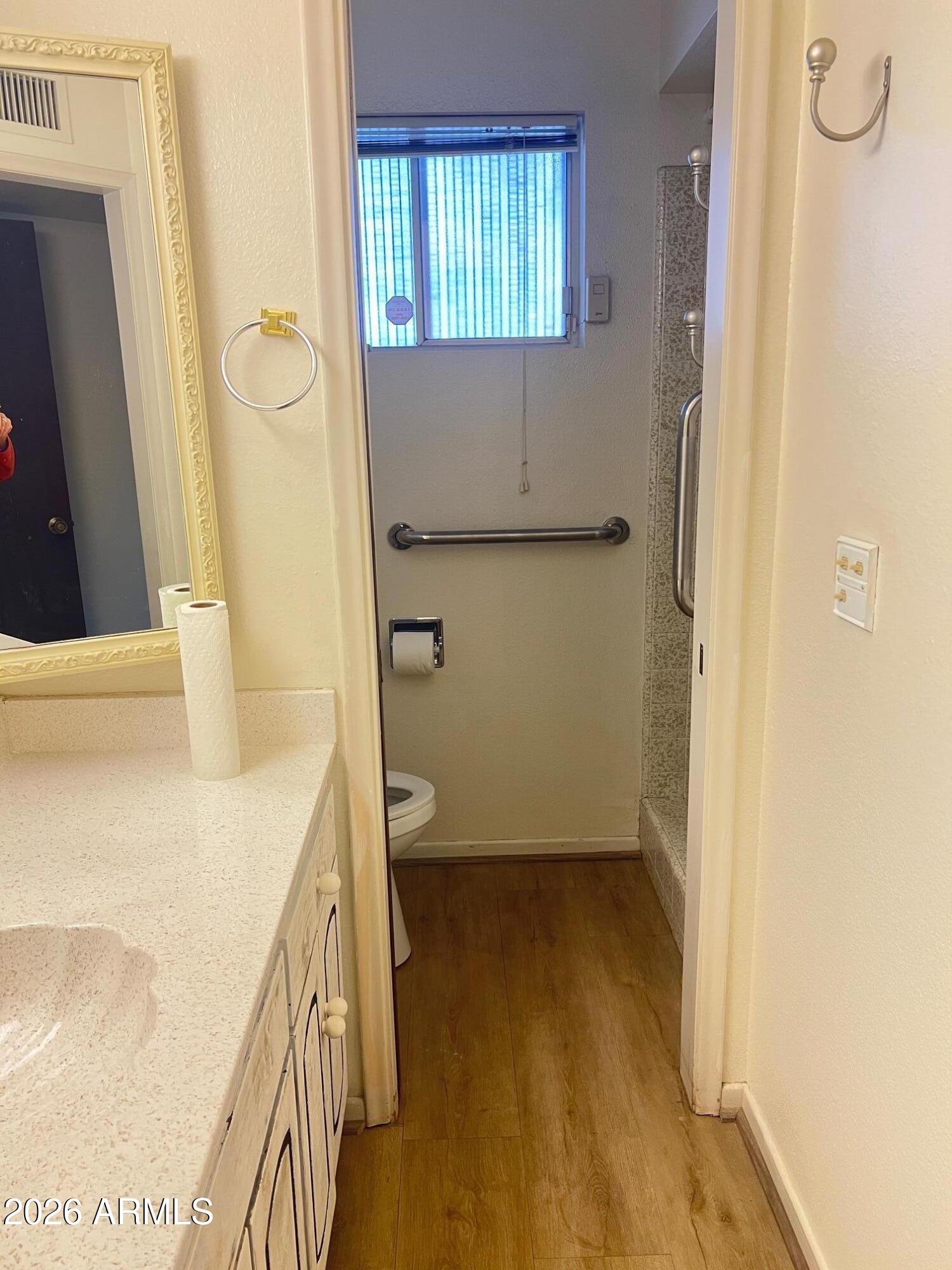 2152 N Stockton Place