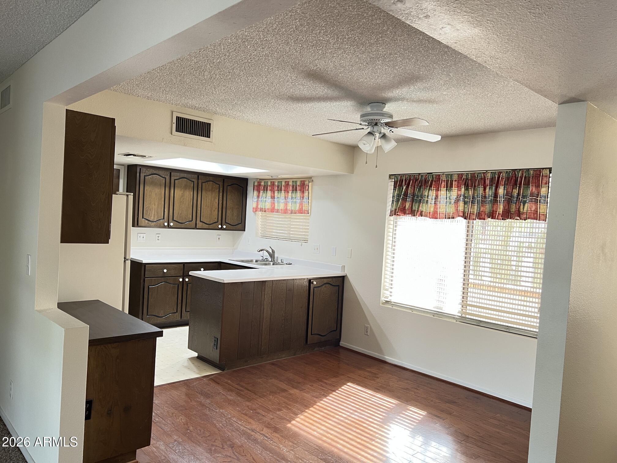 2152 N Stockton Place