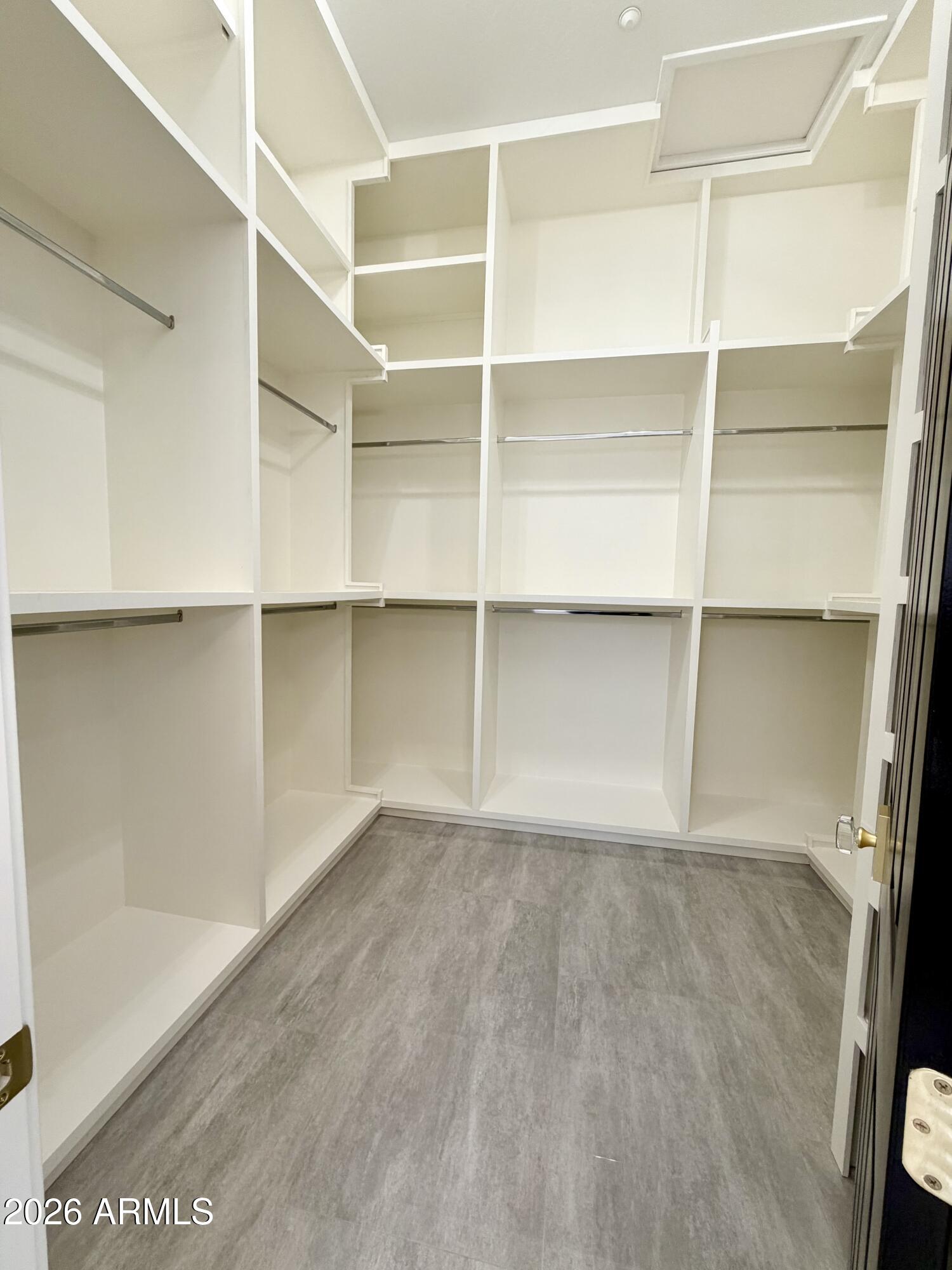 ANTHEM UNIT 24 - Residential
