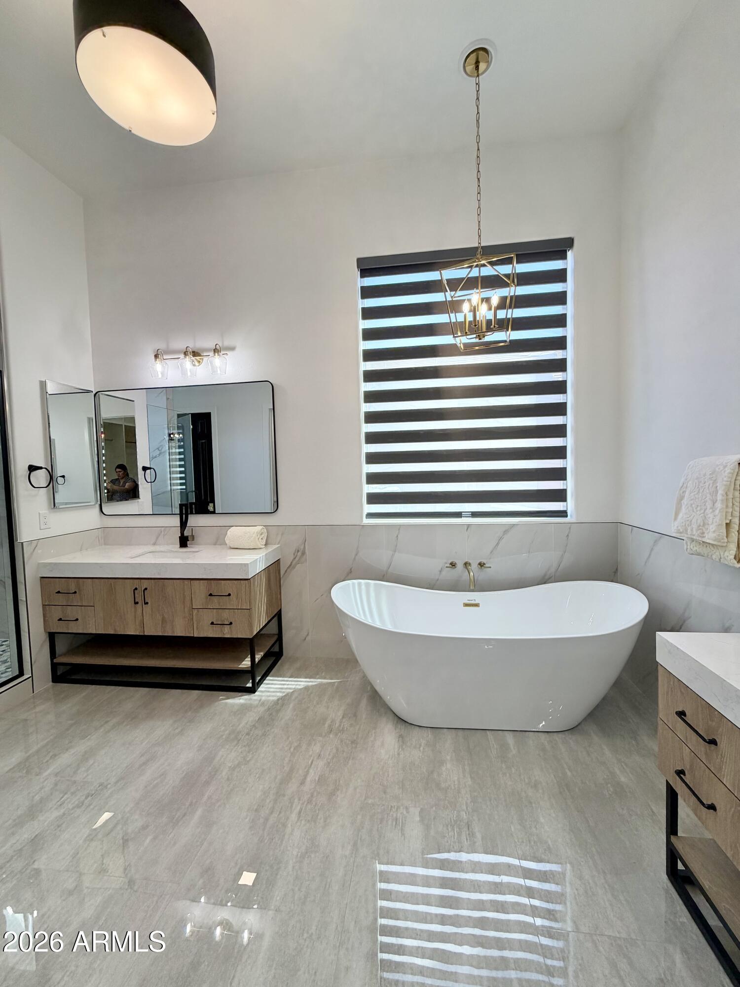 ANTHEM UNIT 24 - Residential