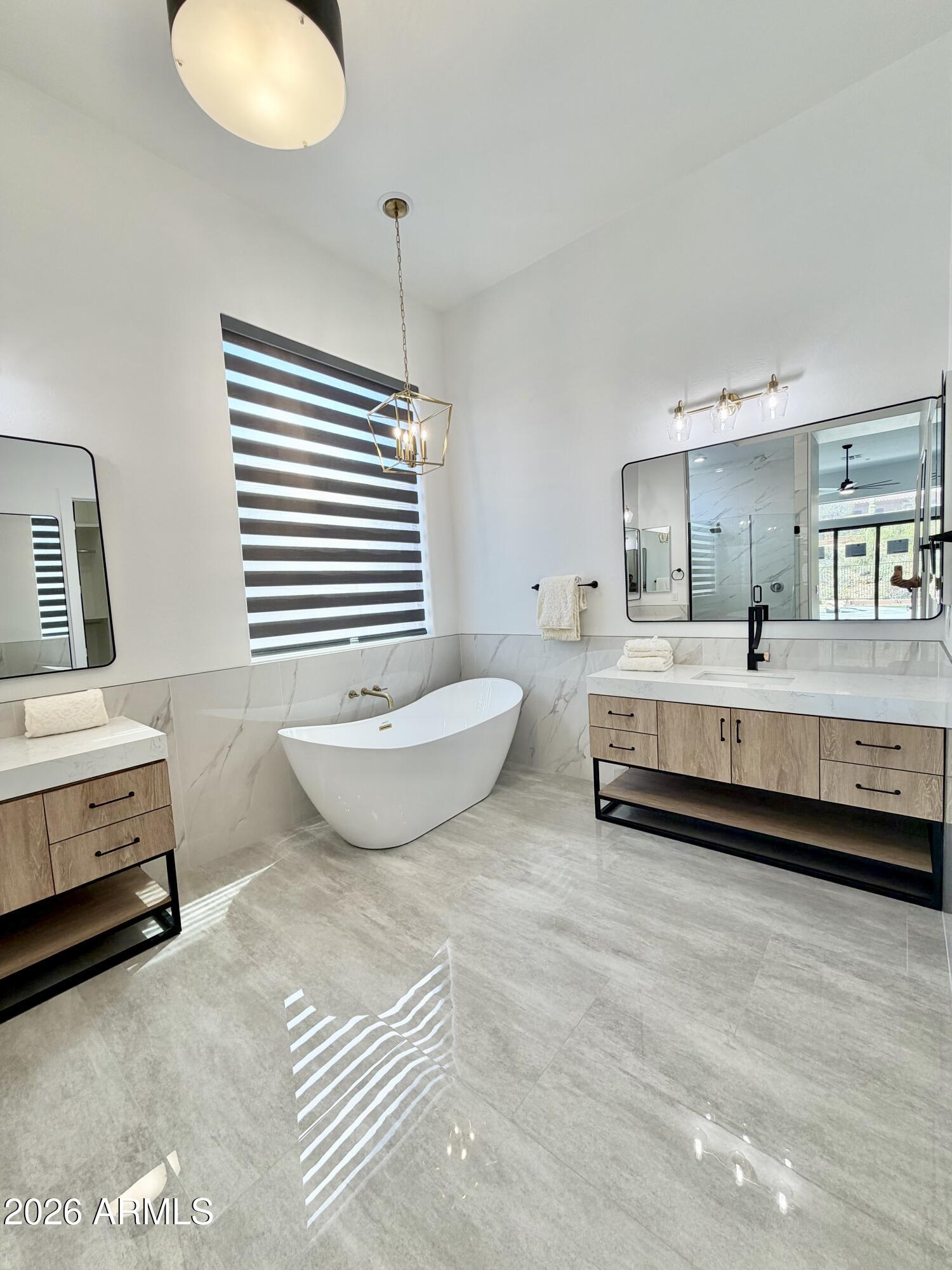 ANTHEM UNIT 24 - Residential