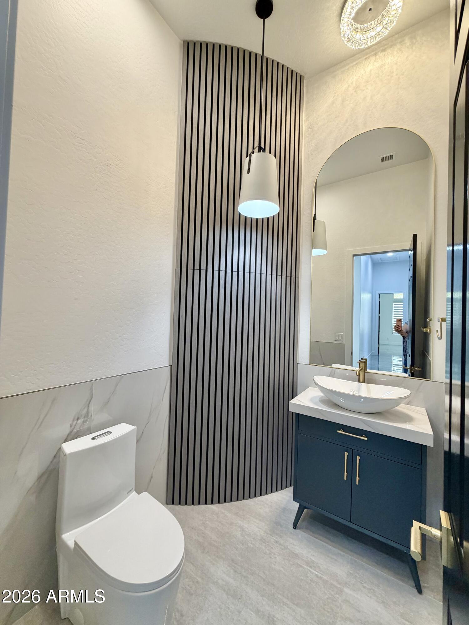 ANTHEM UNIT 24 - Residential