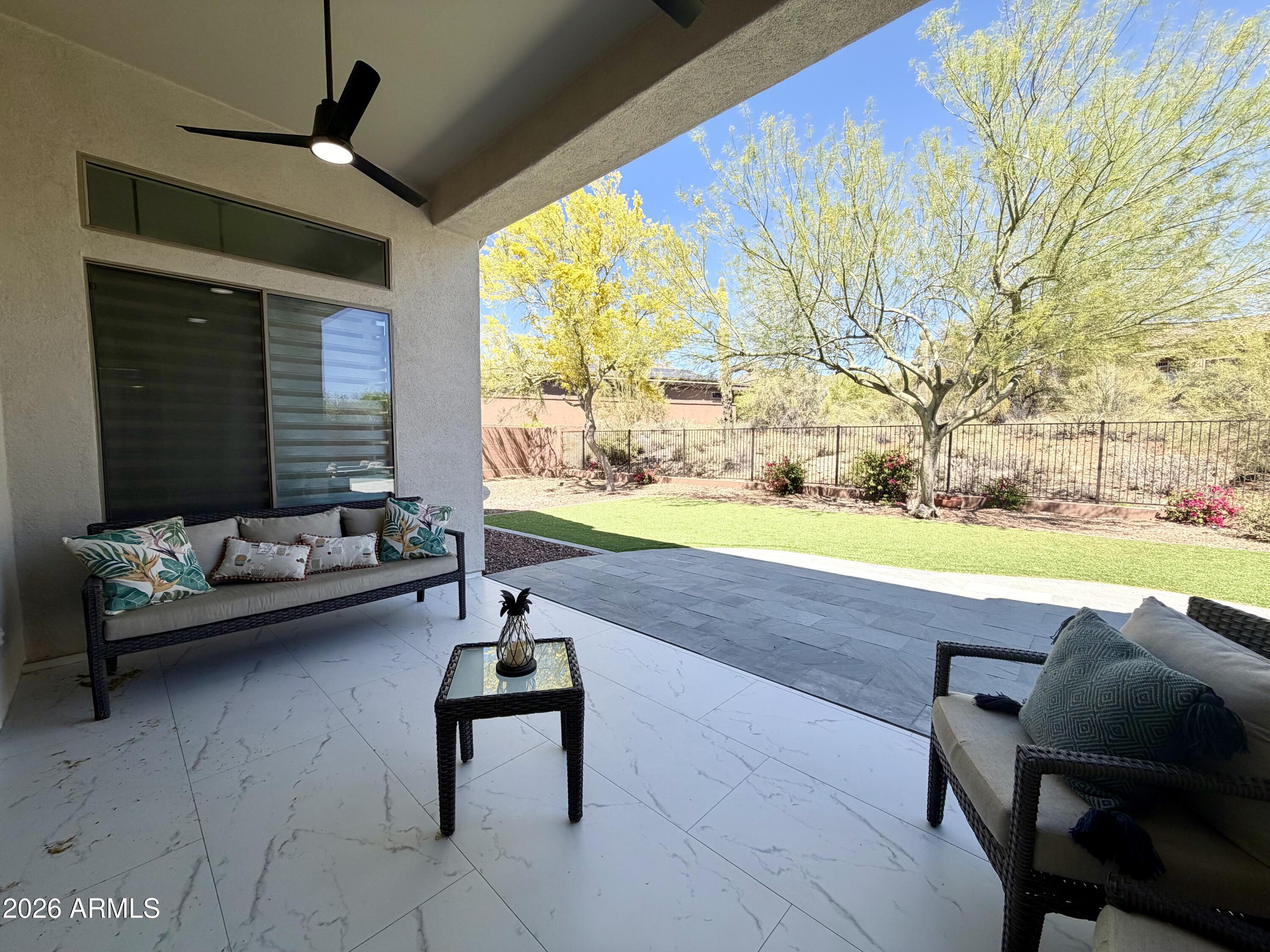 ANTHEM UNIT 24 - Residential