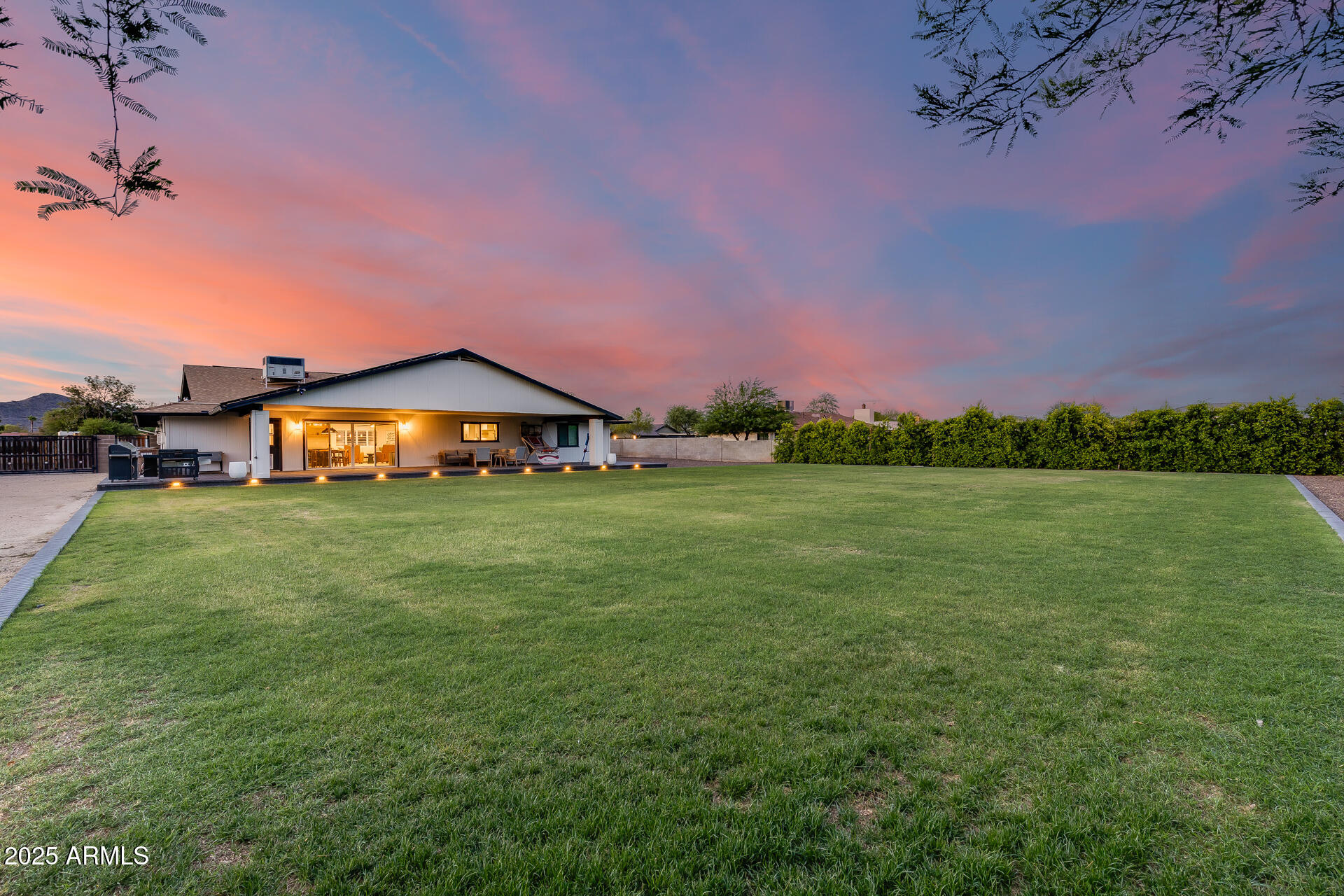 9005 W VILLA CHULA Street