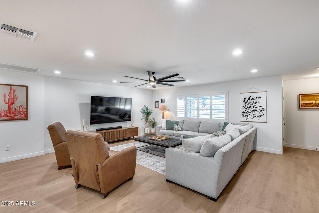 Photo of 9005 W Villa Chula Street, Peoria, AZ 85383 (MLS # 7000974)