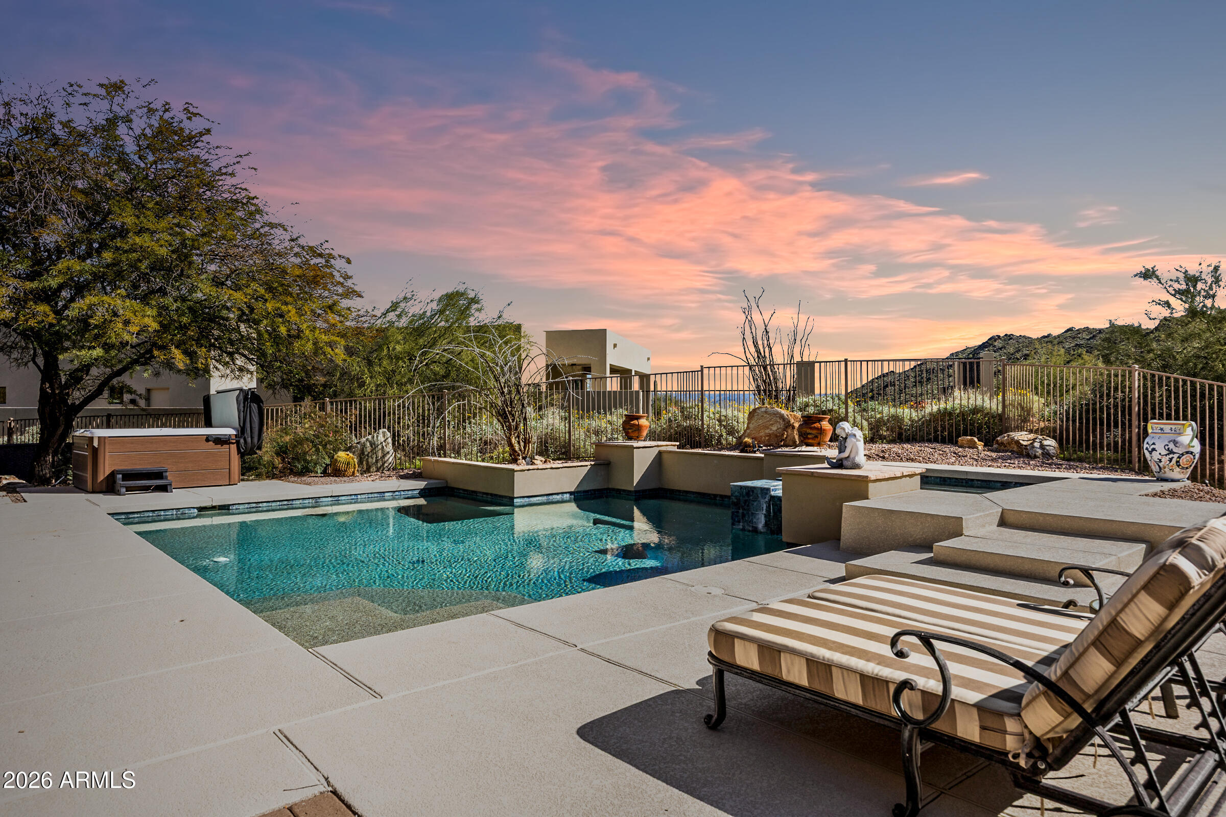SHADOW CANYON AT SUNRIDGE CANYON - Residential