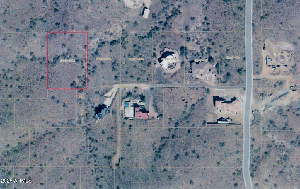 Photo of 33506 N 5th Street #_-, Phoenix, AZ 85085 (MLS # 6887413)