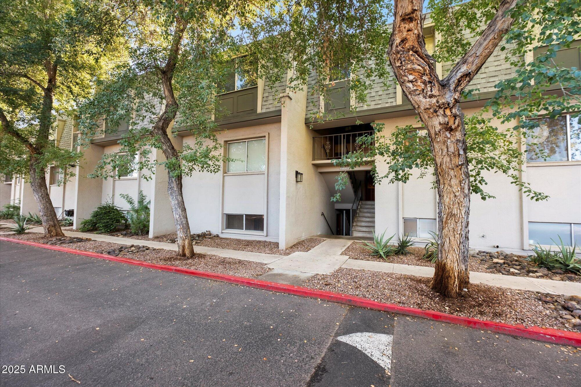 1018 E Osborn Road E