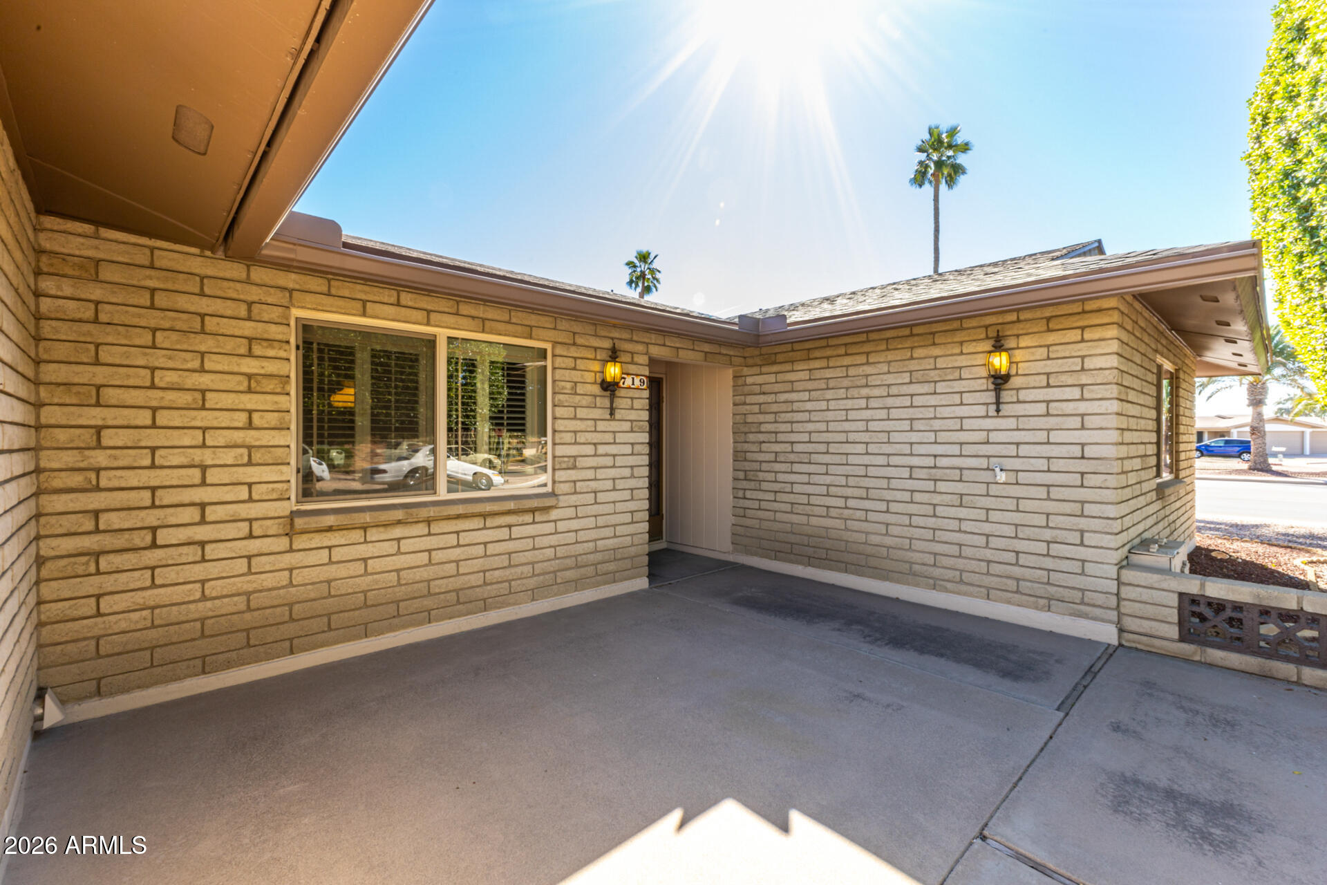 719 S PENROSE Circle