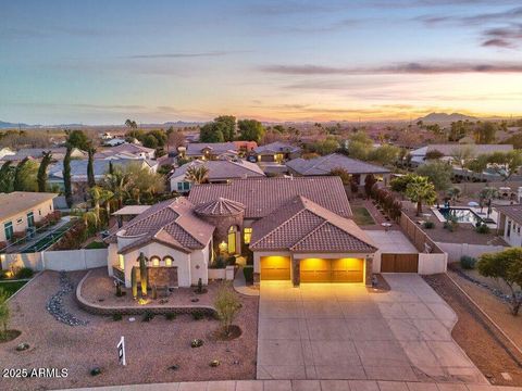 815 E COUNTY DOWN Drive Chandler AZ 85249