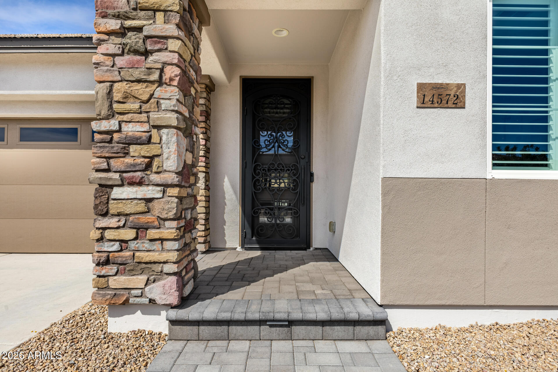 14572 W READE Avenue