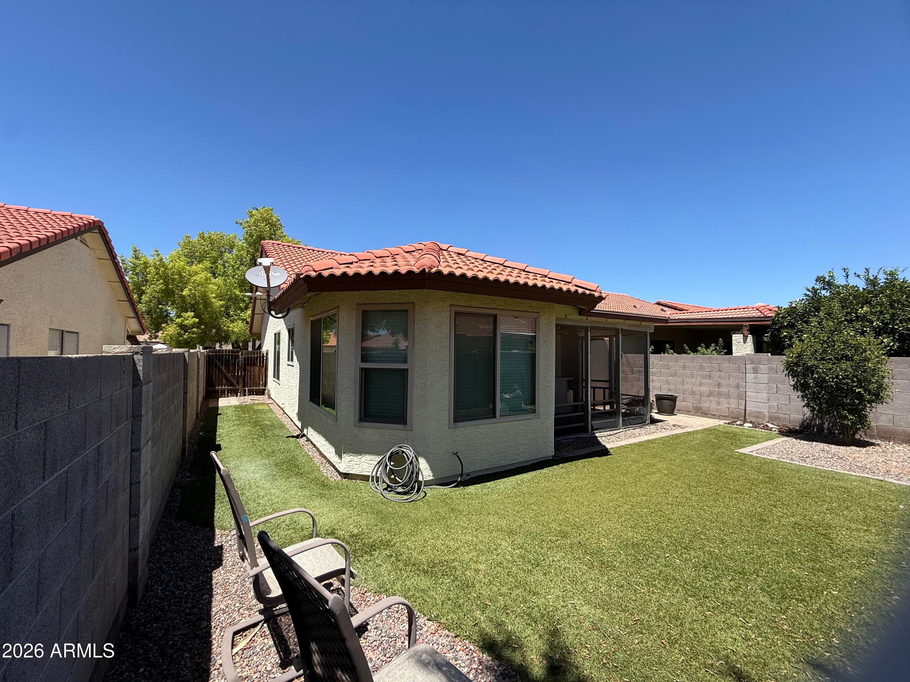 542 S HIGLEY Road 63