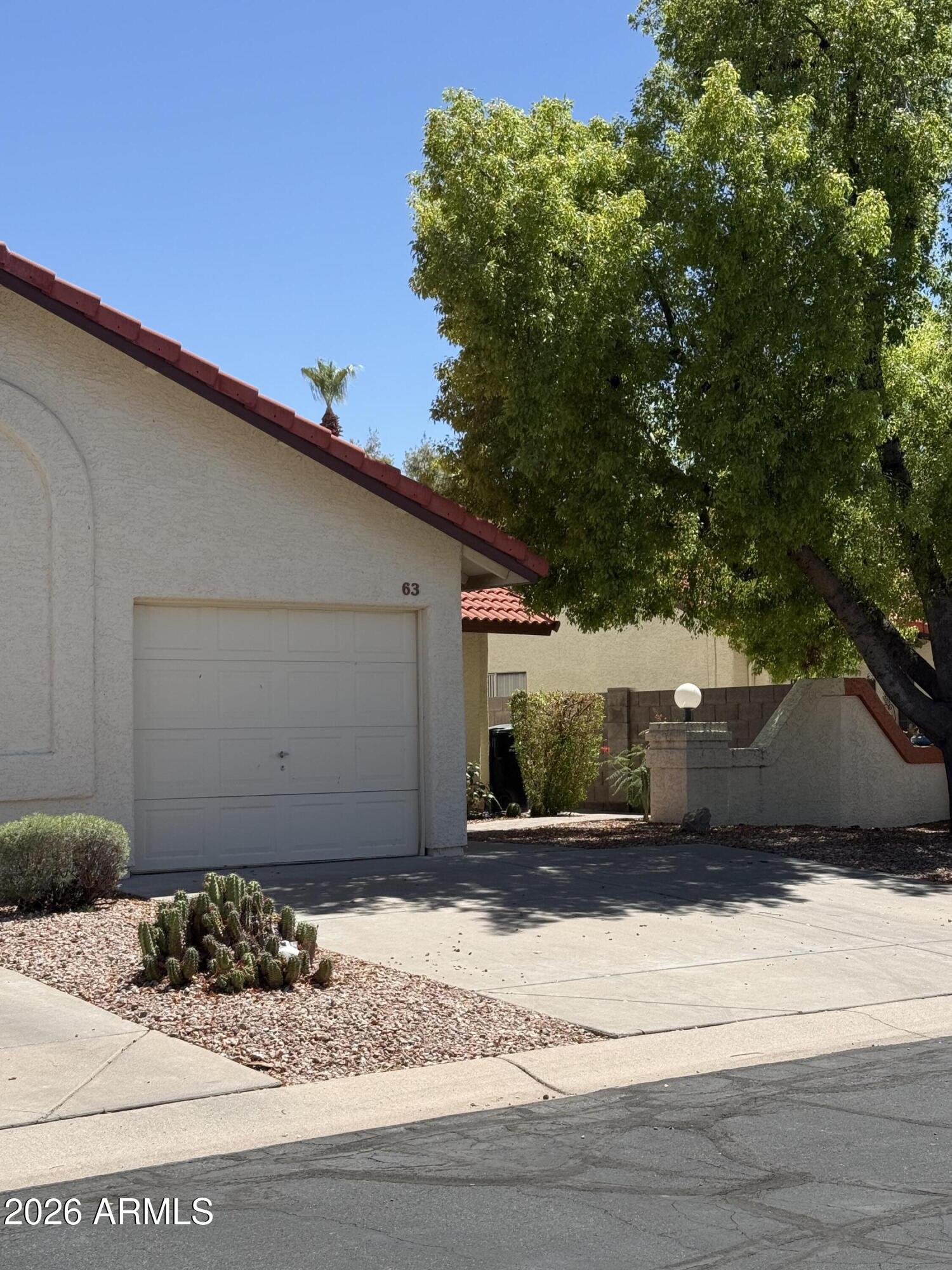 542 S HIGLEY Road 63