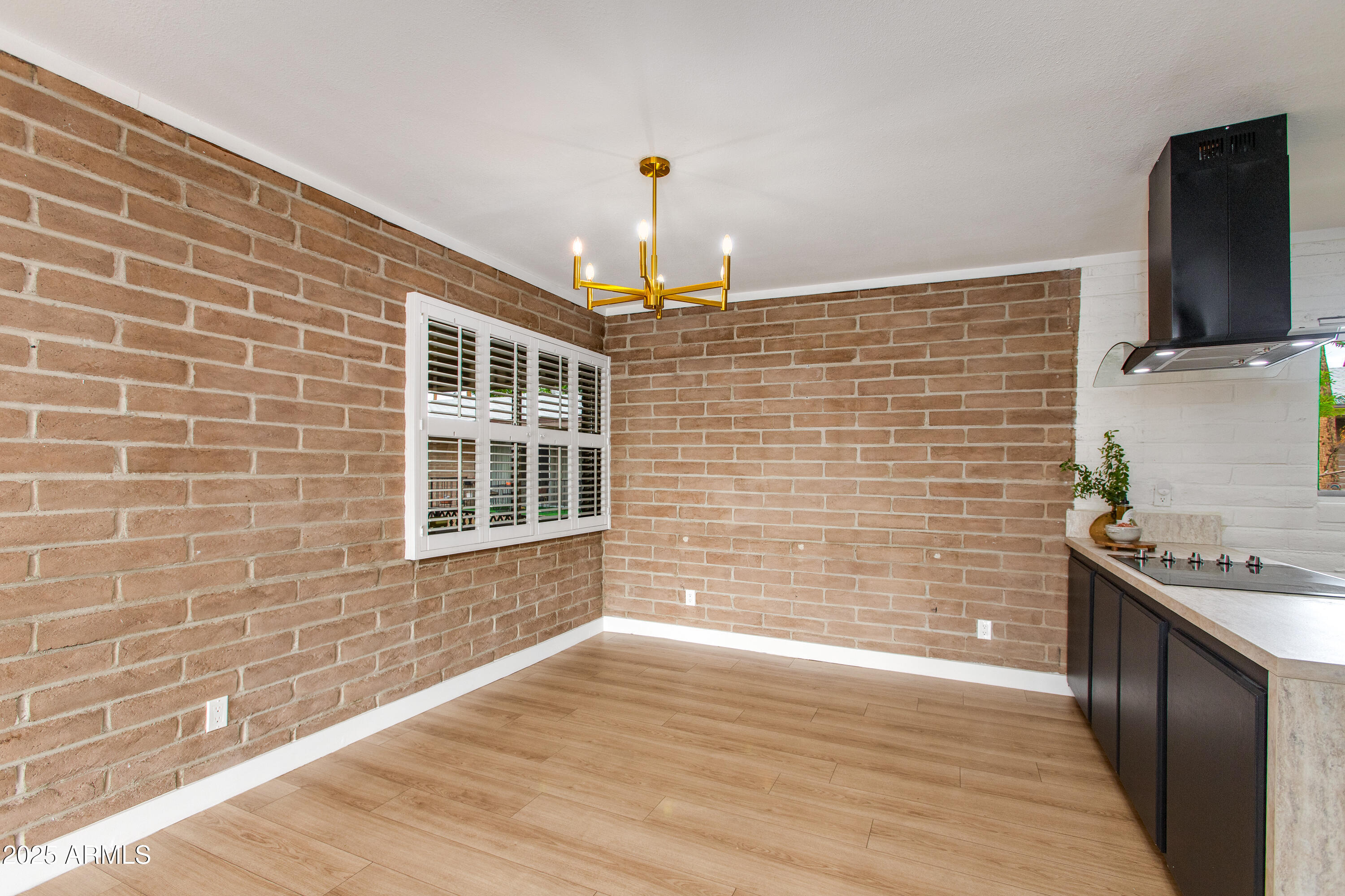 1901 E Missouri Avenue 219