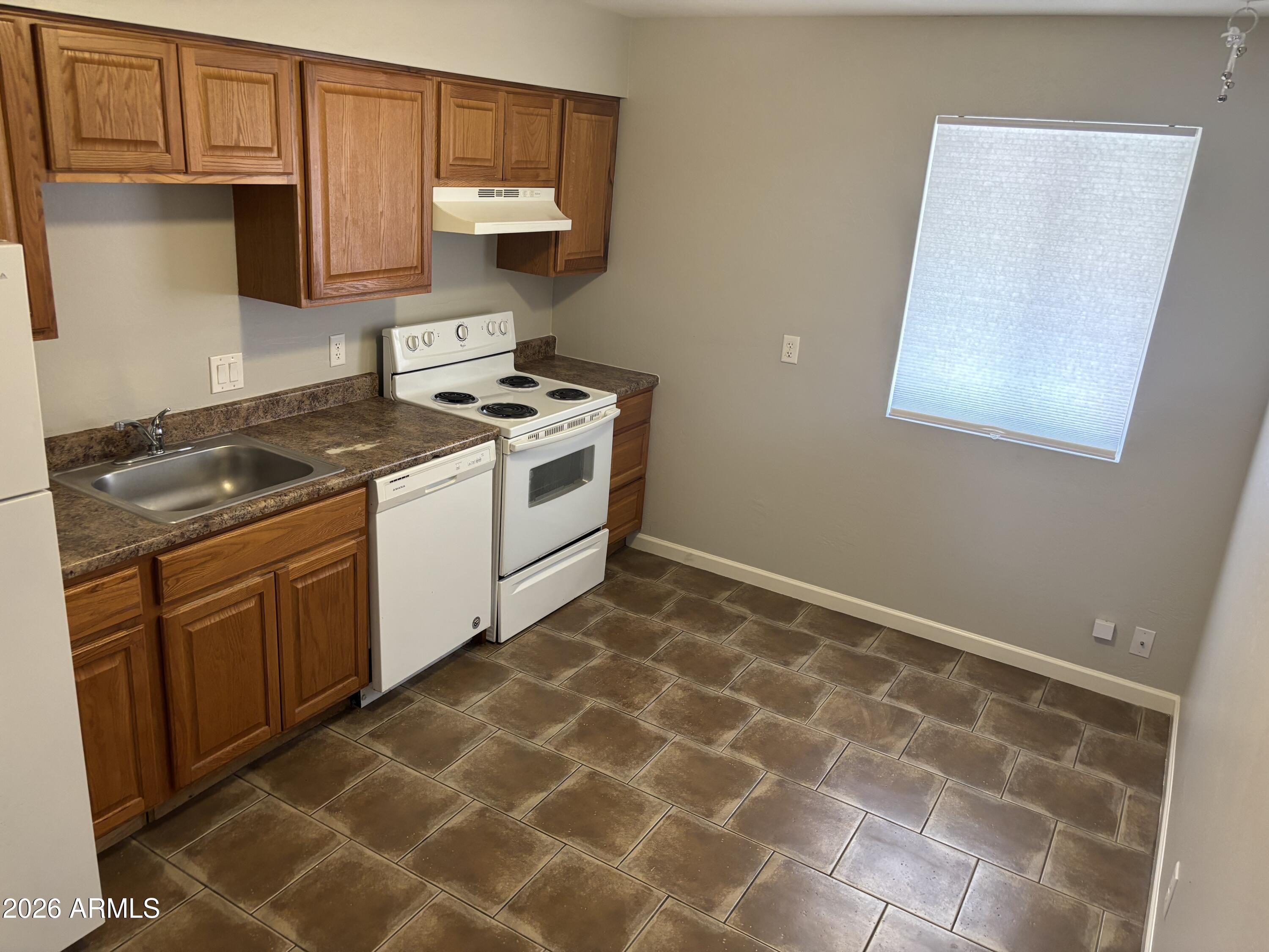 315 N Horne -- # 315