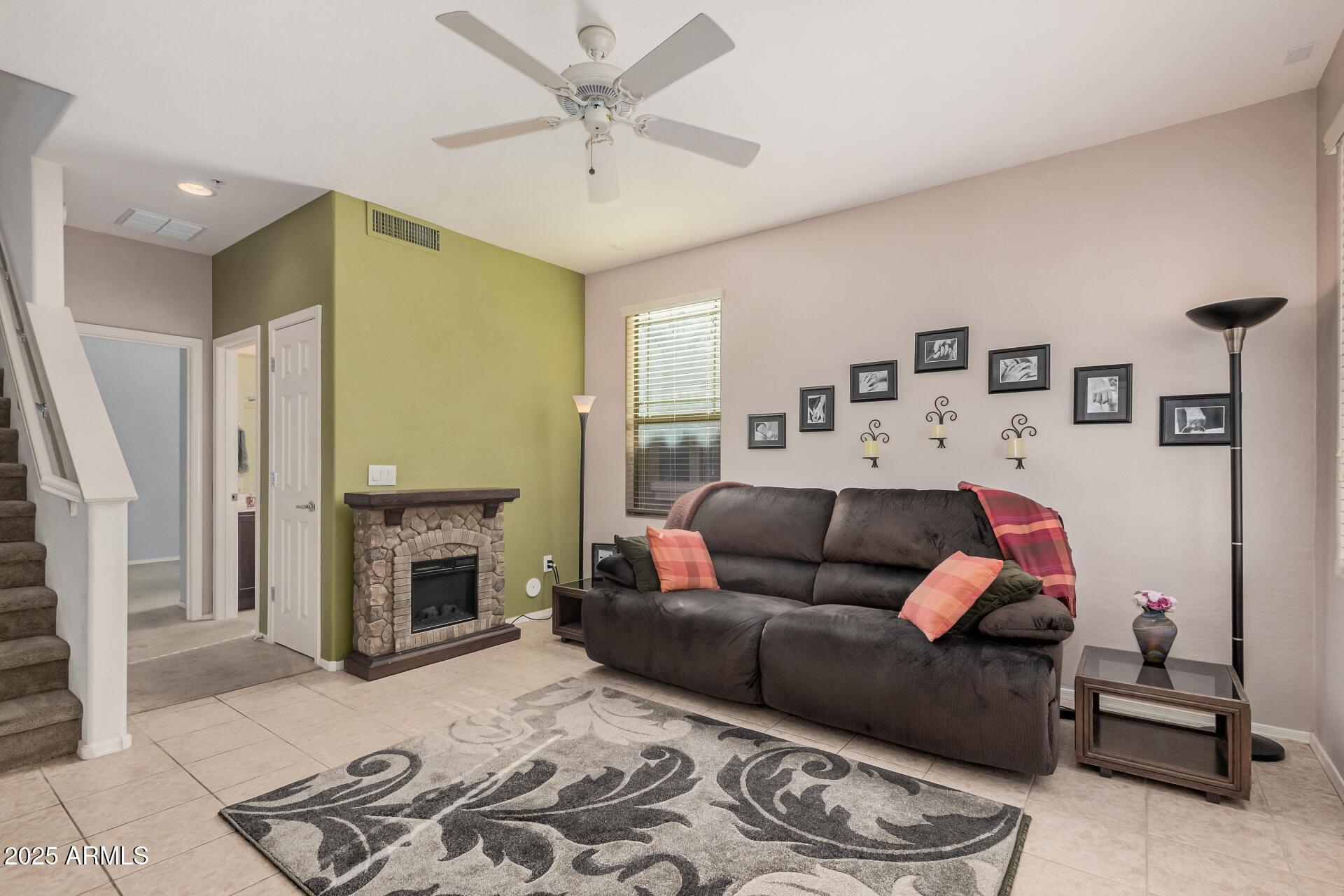 TOWNSQUARE AT SIERRA VERDE CONDOMINIUM - Residential