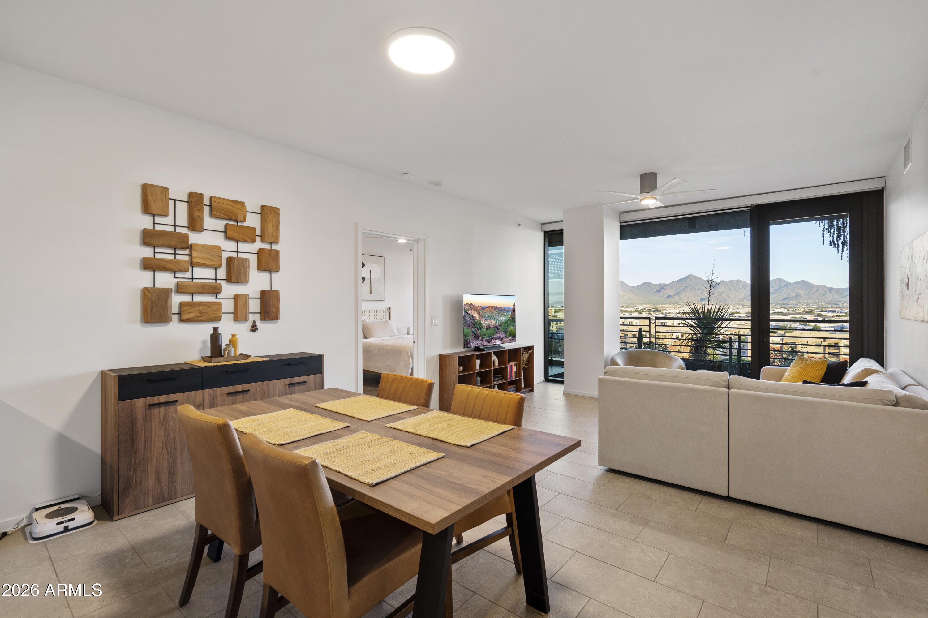 7180 E KIERLAND Boulevard 911