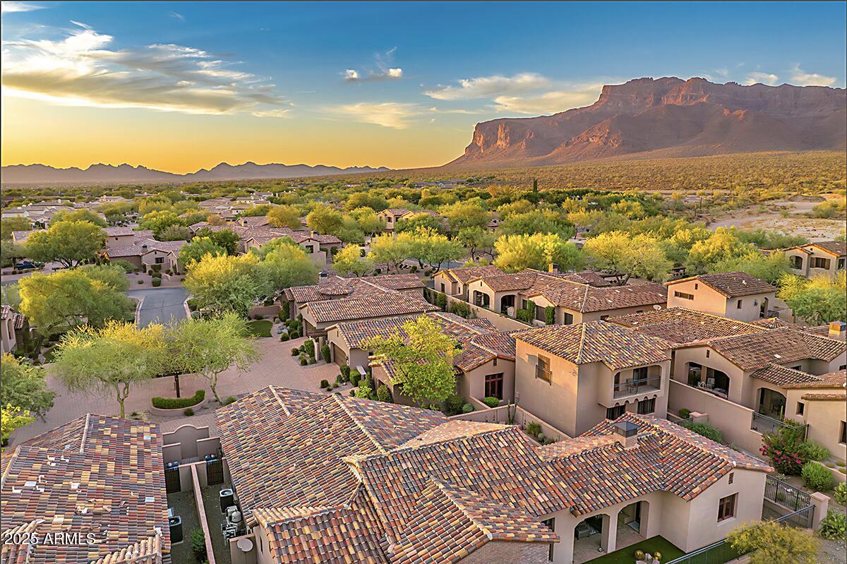 3173 S MULBERRY Court