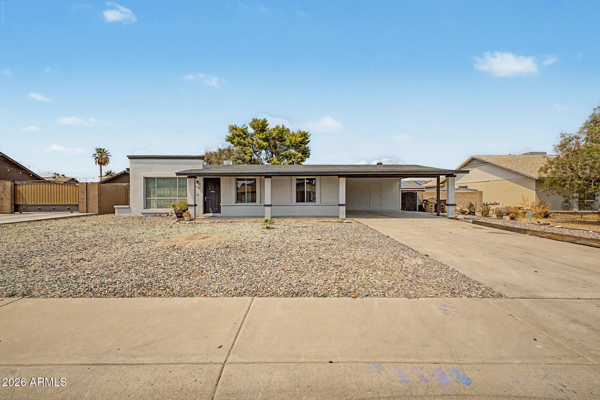 10448 W SELDON Lane